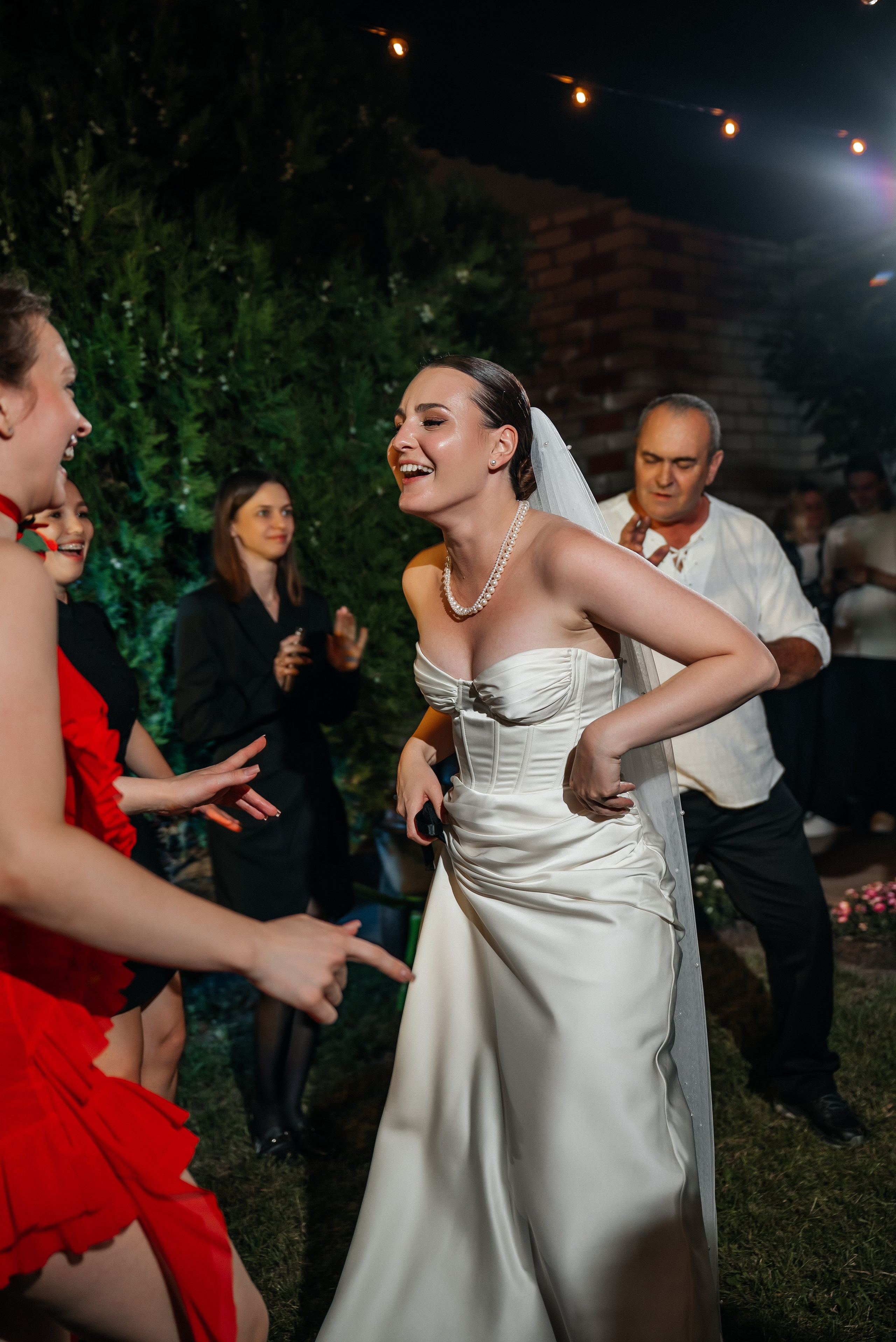 «Свадьба Даши и Артема». Школьный фотограф в Валуйках. Фотосессии для выпускников и изготовление выпускных альбомов в городе Валуйки и в Белгородской области