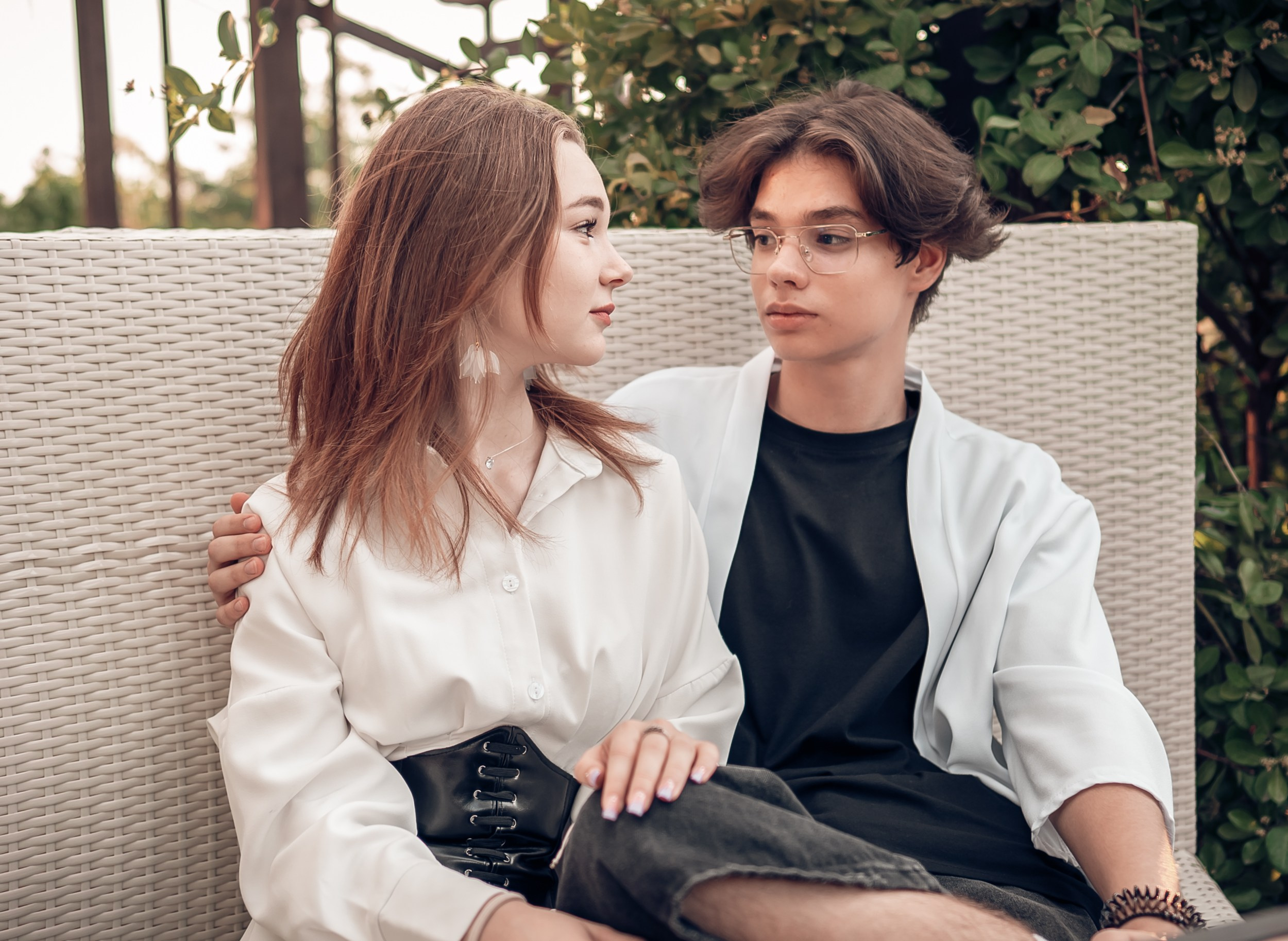 Романтическая фотоистория на закате пляжа Аквамарин. Церковный фотограф Севастополь