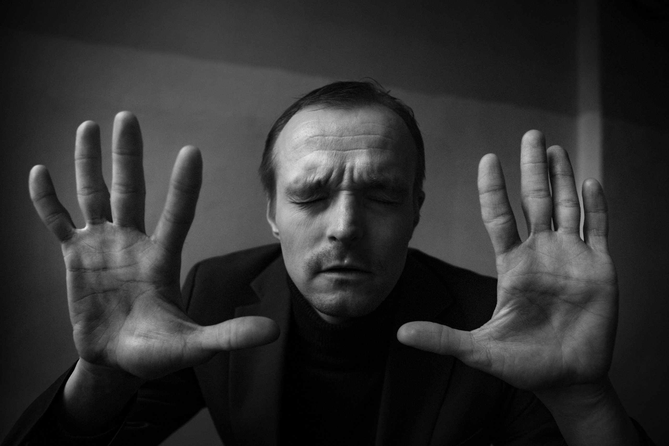 Darkness Within. Игорь Замятин. Московский фотограф