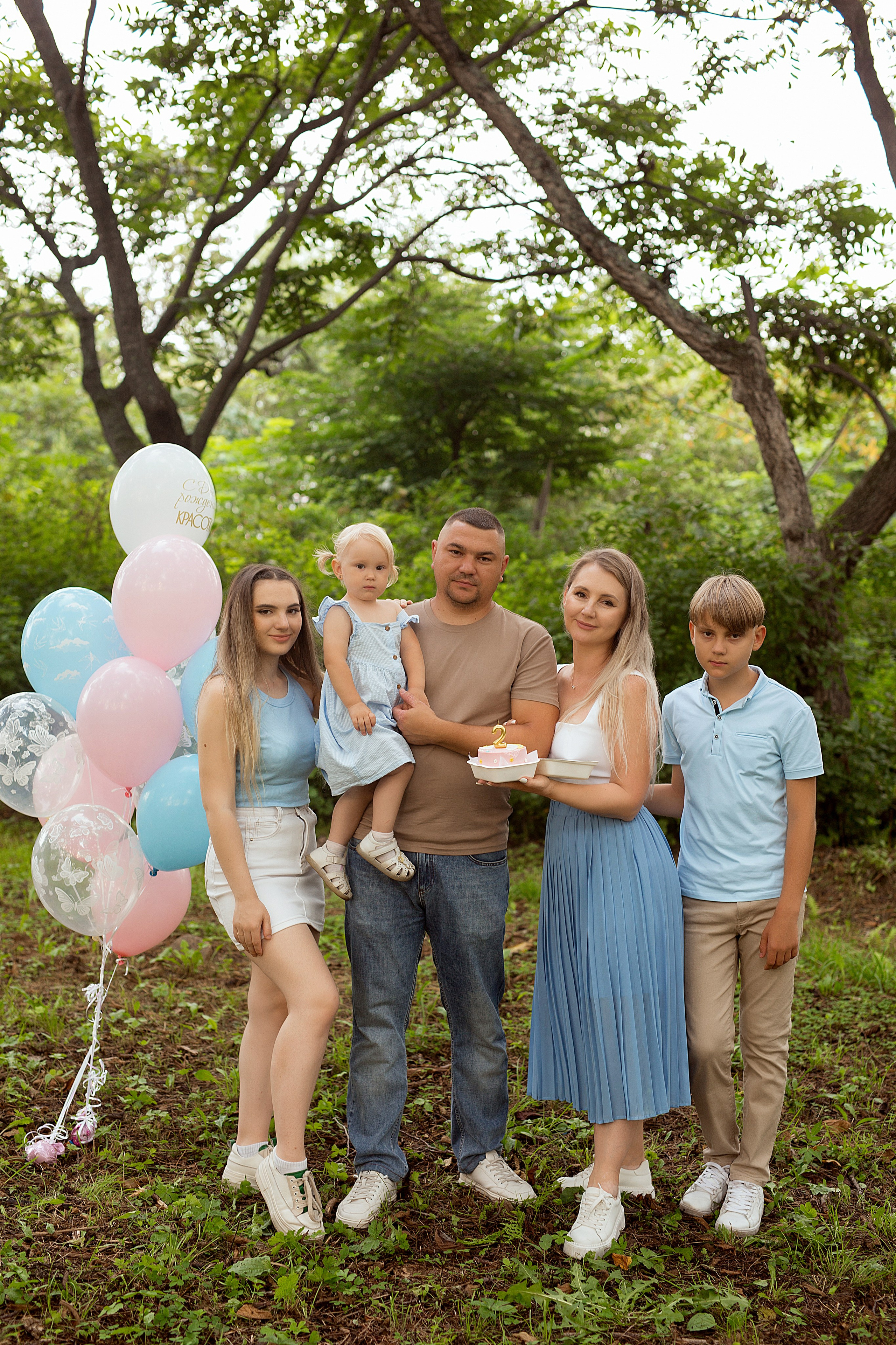 Тае 2 годика. Людмила Далидович топовый семейный фотограф Находка/Владивосток
