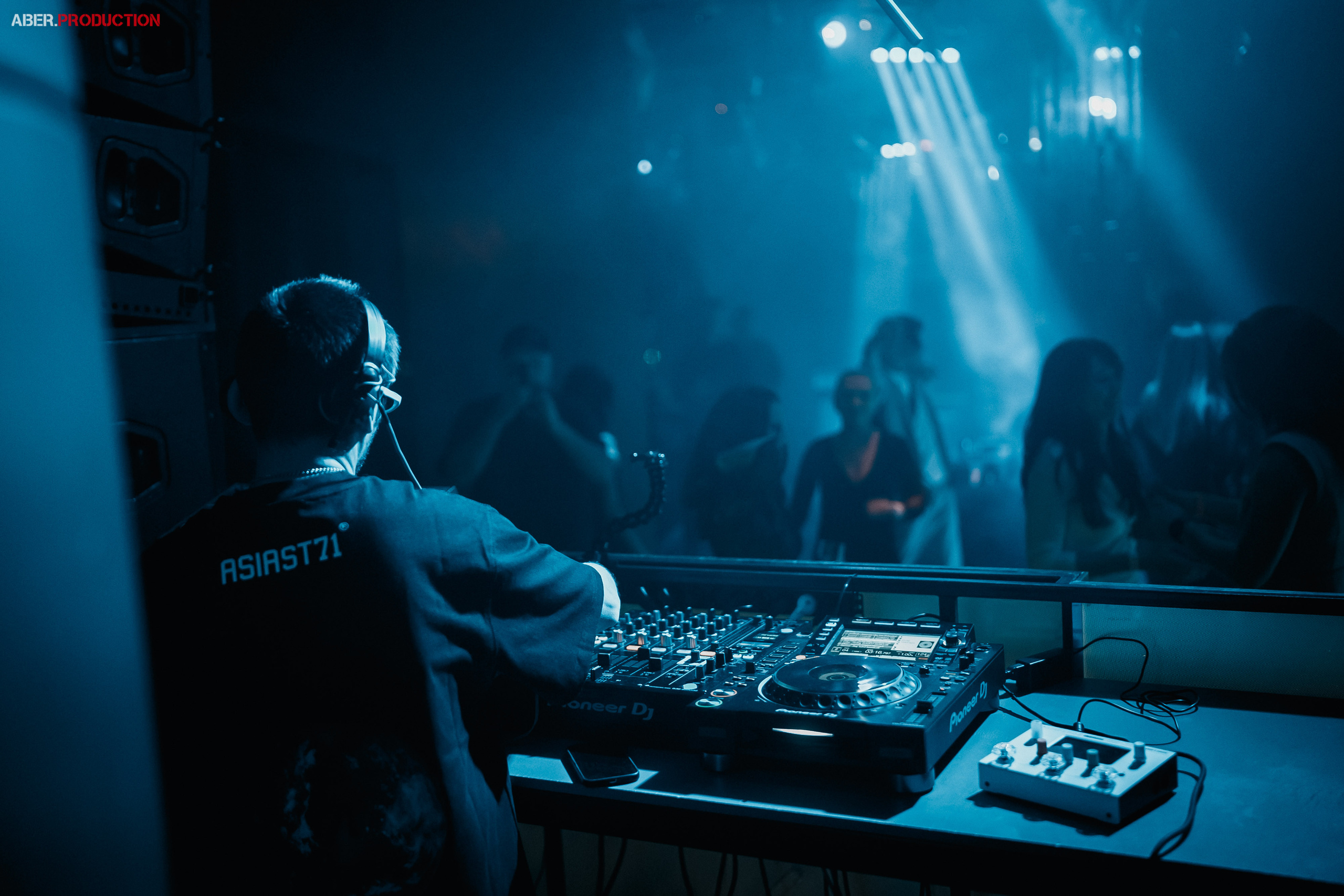 Para Noir LIVE — MYTH. Репортажный (клубный) фотограф в Москве