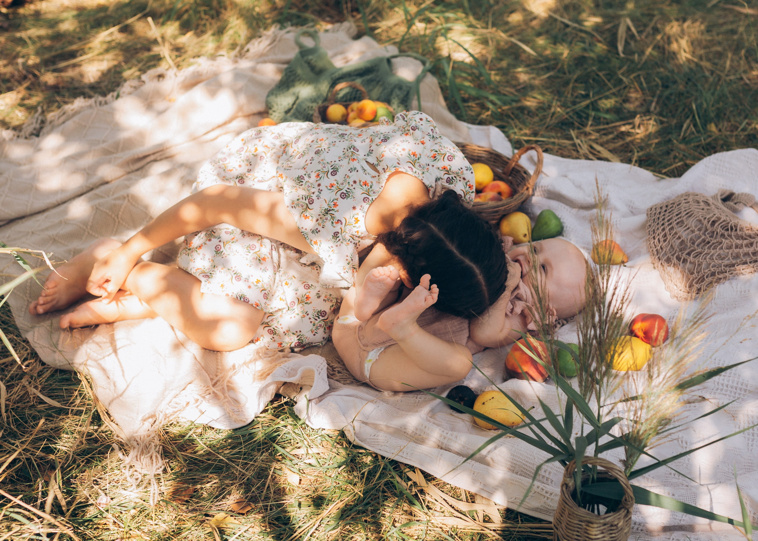Девочки в березовой роще. Фотограф в Приморско-Ахтарске Марьяна Чопко