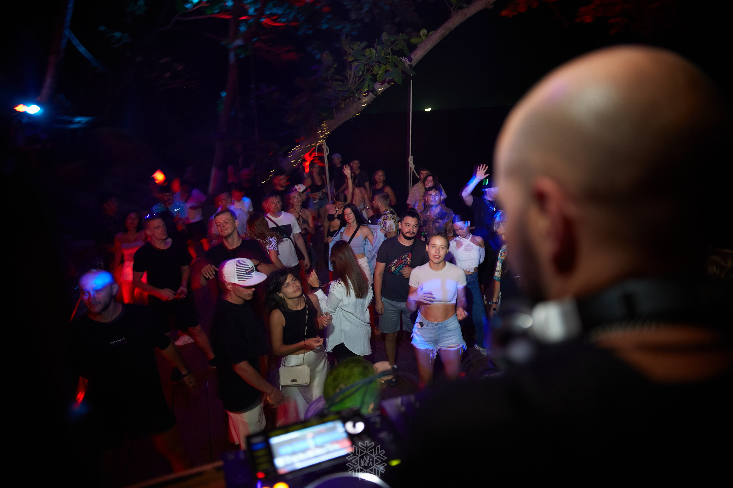 DJ. Moonbeam: Electronic Music Producer and DJ