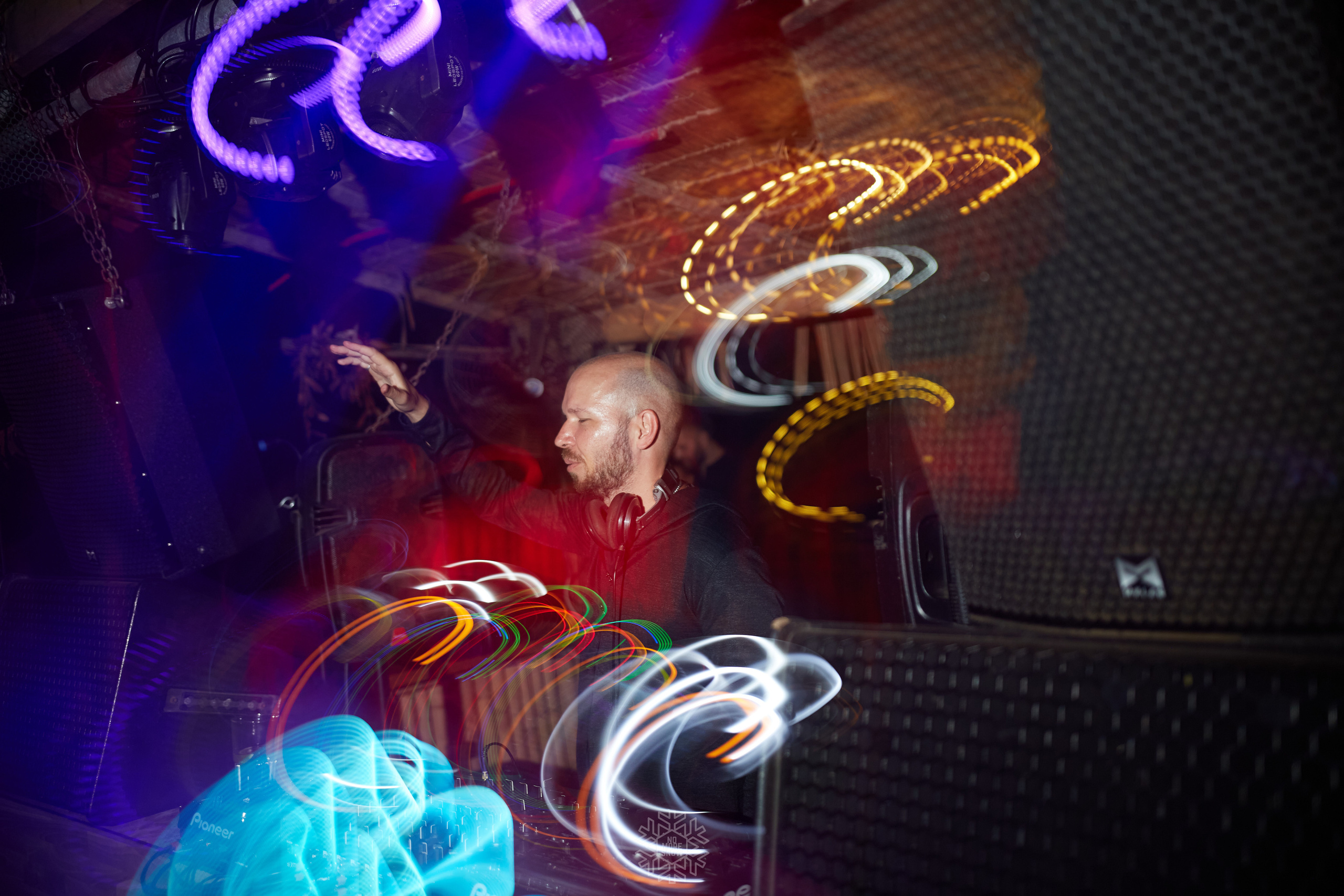 DJ. Moonbeam: Electronic Music Producer and DJ