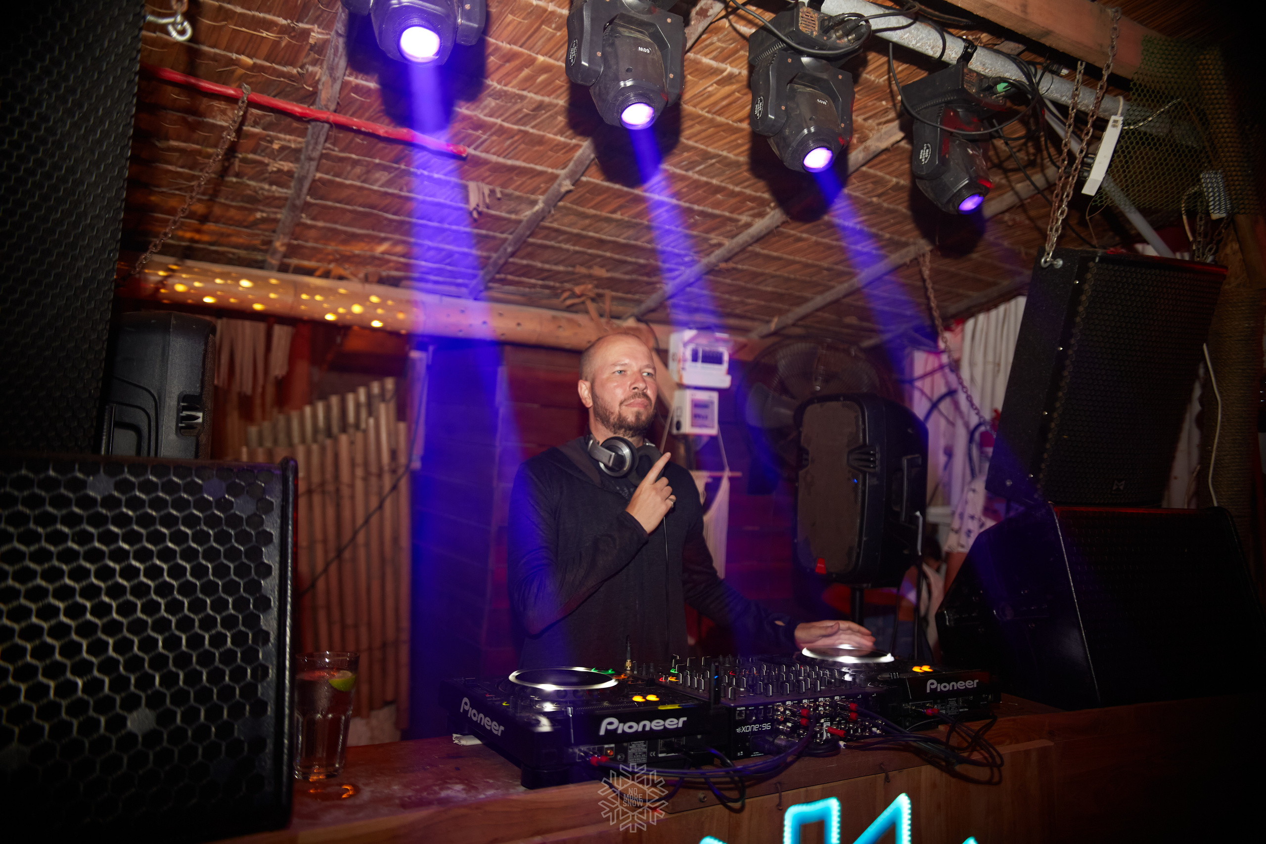 DJ. Moonbeam: Electronic Music Producer and DJ