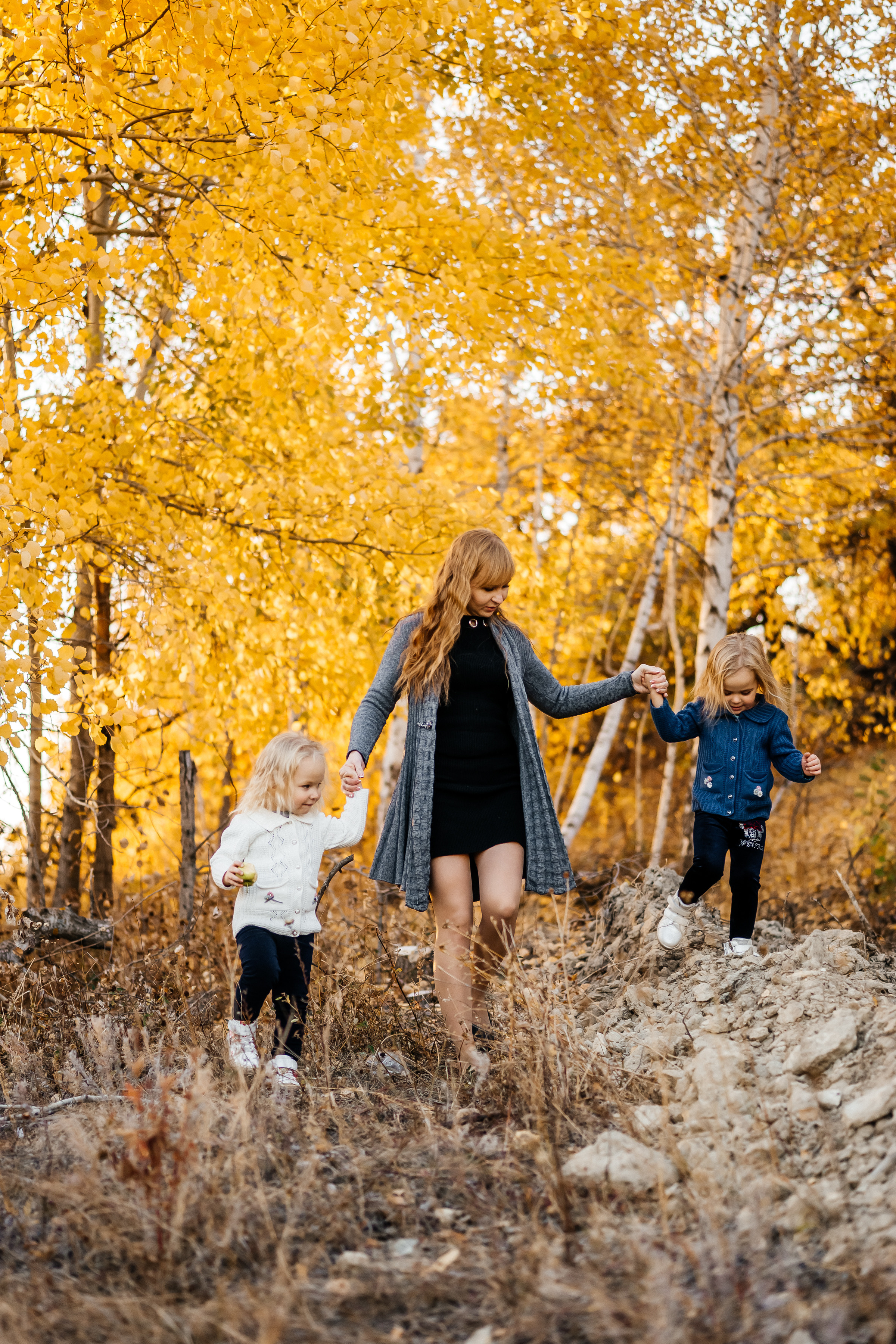 Семья Ореховых осенняя прогулка. Ольга Плаксина фотограф в Саратове