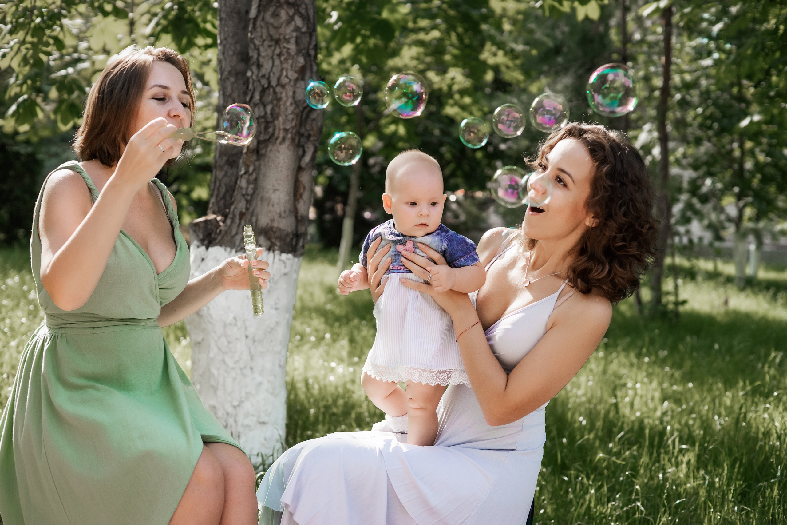 Семейная фотосессия 3-х поколений девочек. Ольга Плаксина фотограф в Саратове