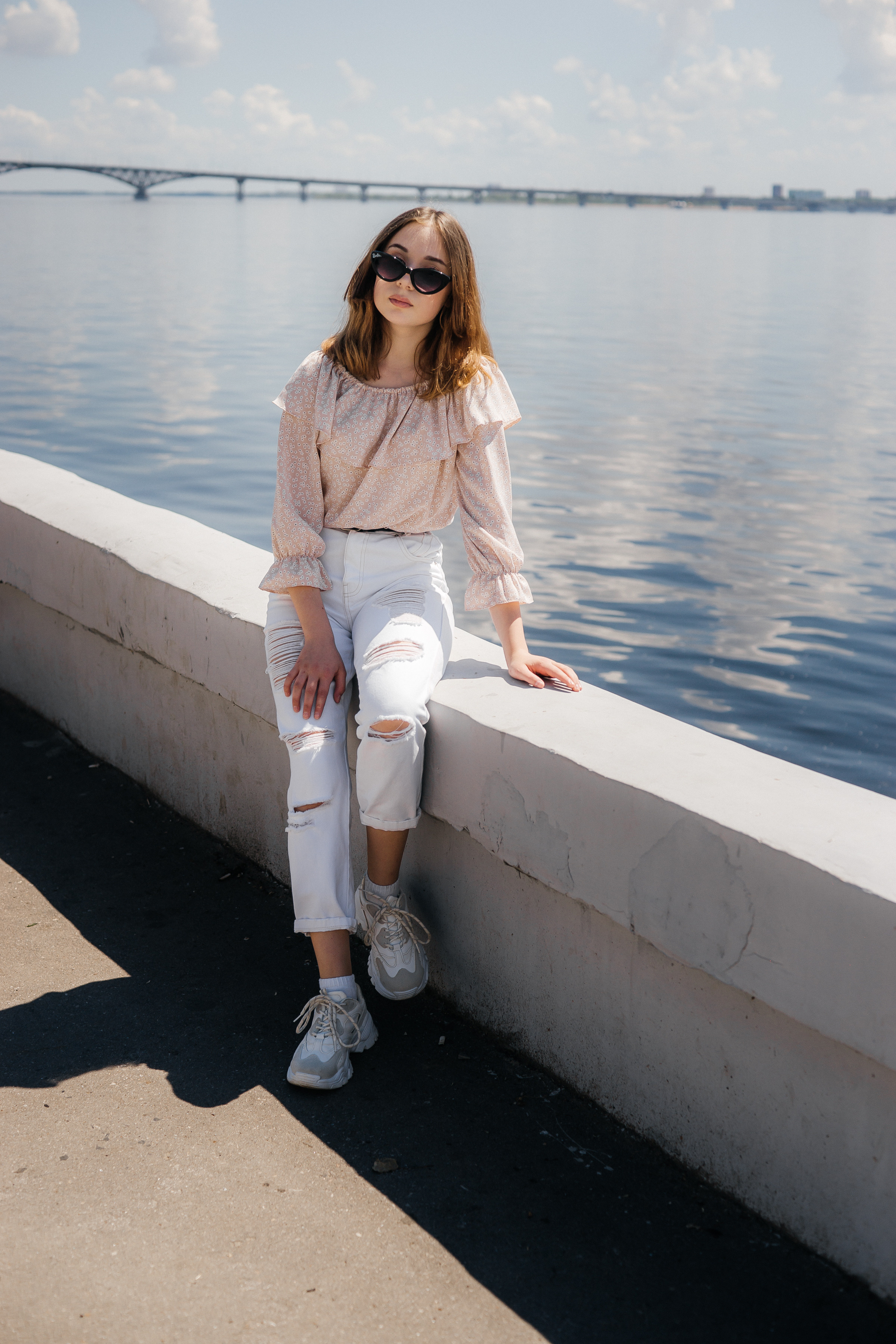 /Елена и Ангелина/ Мама с дочкой прогулка по городу. Ольга Плаксина фотограф в Саратове