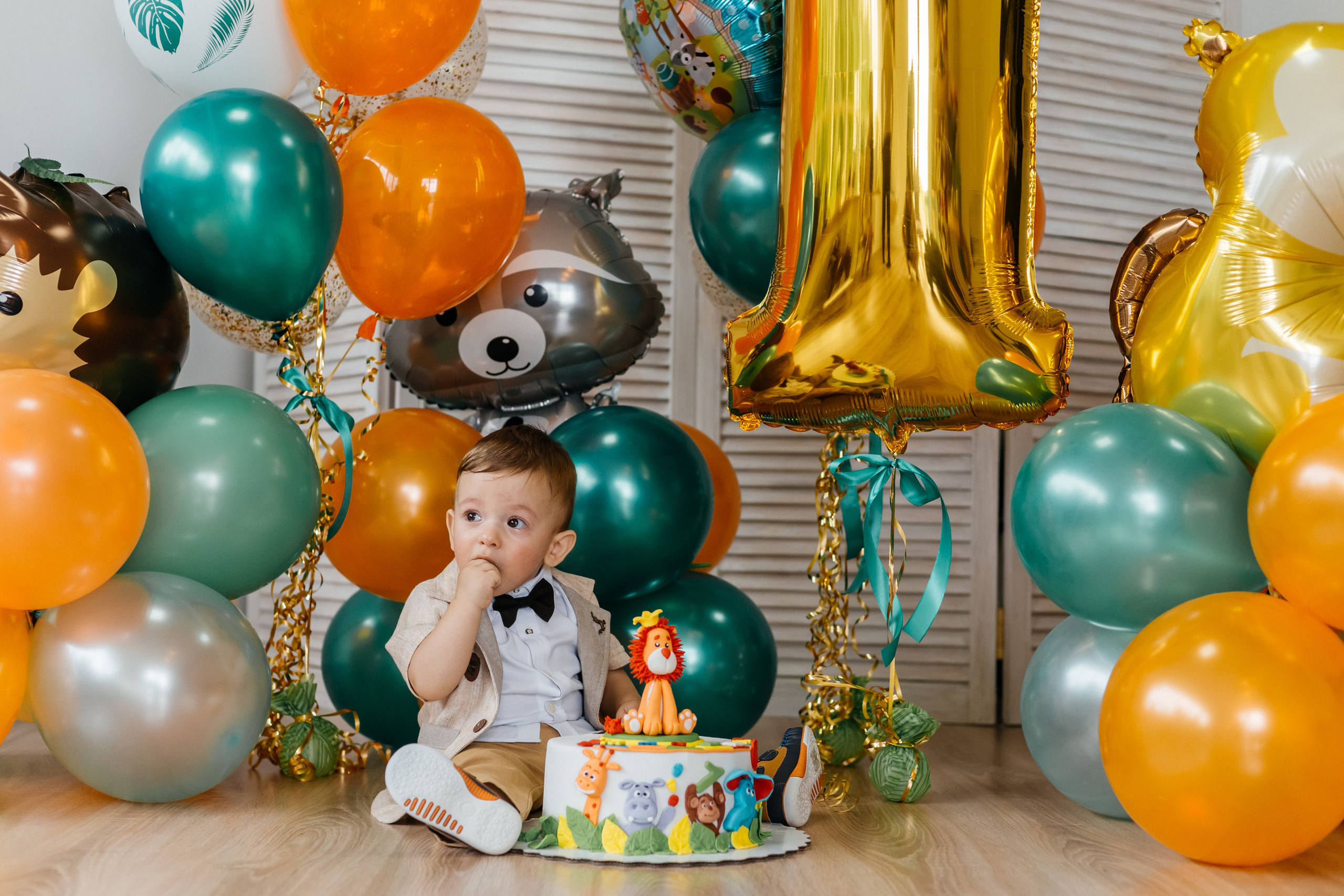 Первый день рождения (съемка в студии). Ольга Плаксина фотограф в Саратове