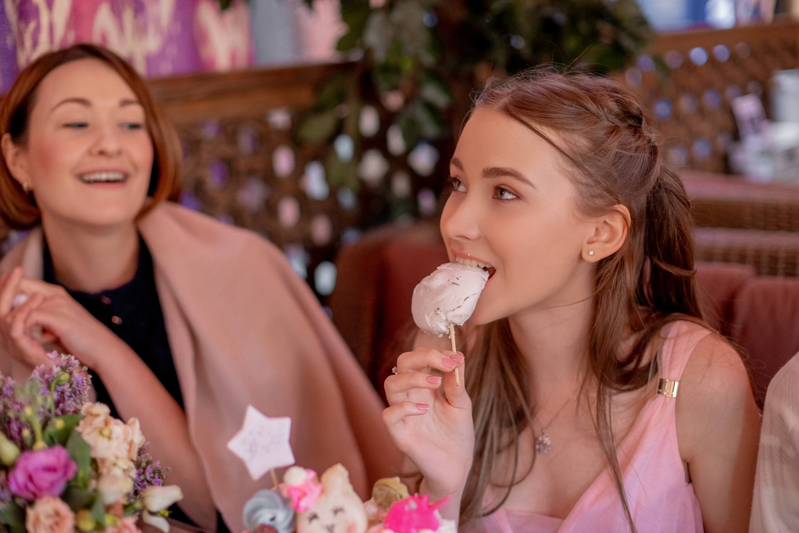 День рождения Евы (в кафе). Ольга Плаксина фотограф в Саратове