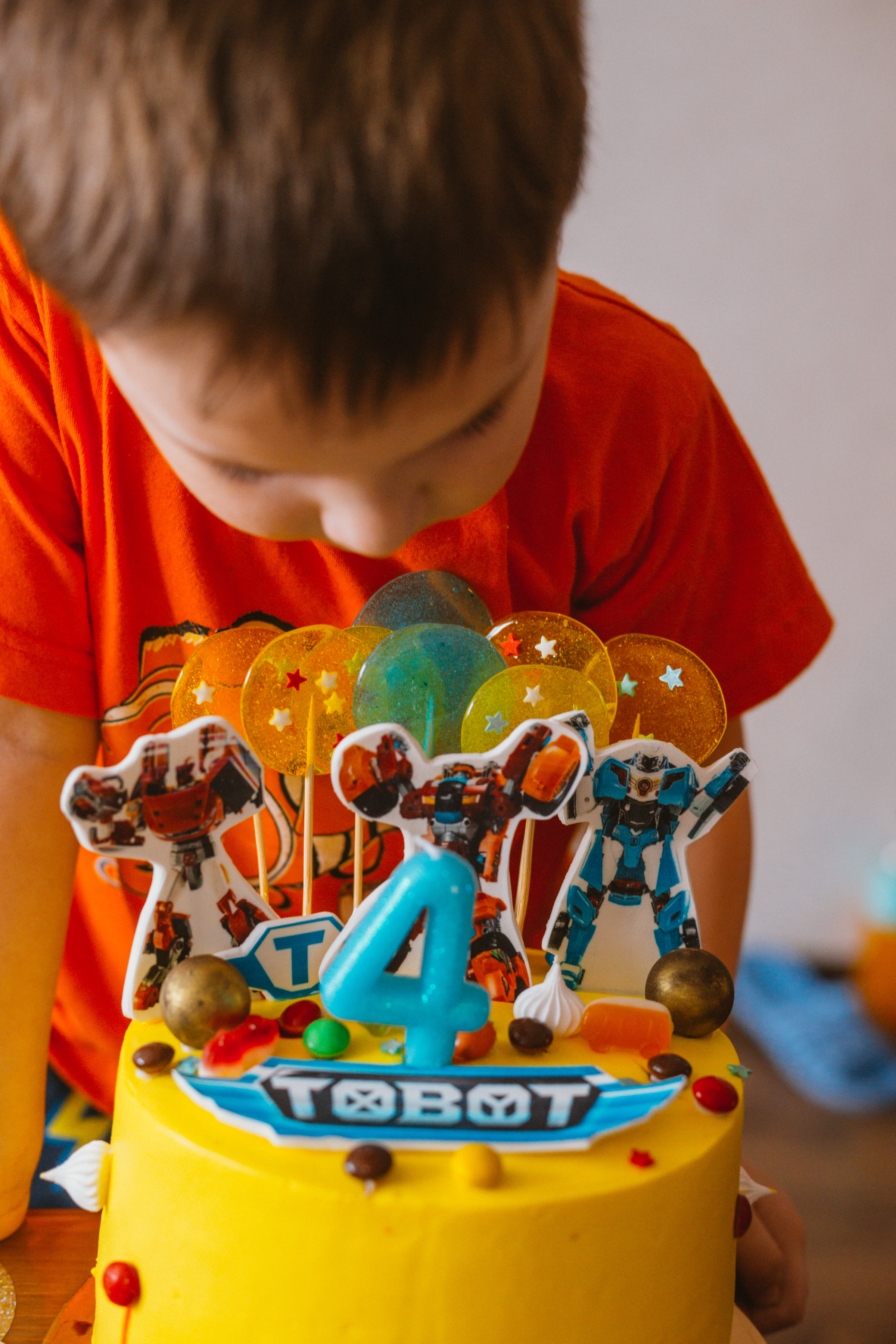 День рождения Максима (домашняя съемка). Ольга Плаксина фотограф в Саратове