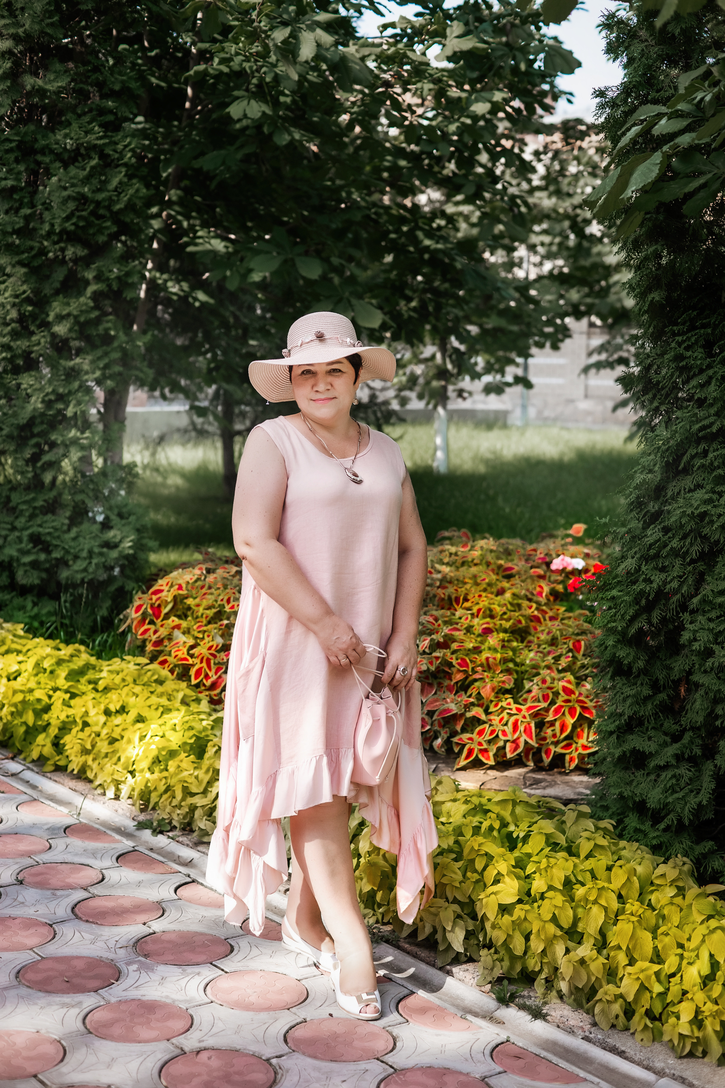 Семейная фотосессия 3-х поколений девочек. Ольга Плаксина фотограф в Саратове