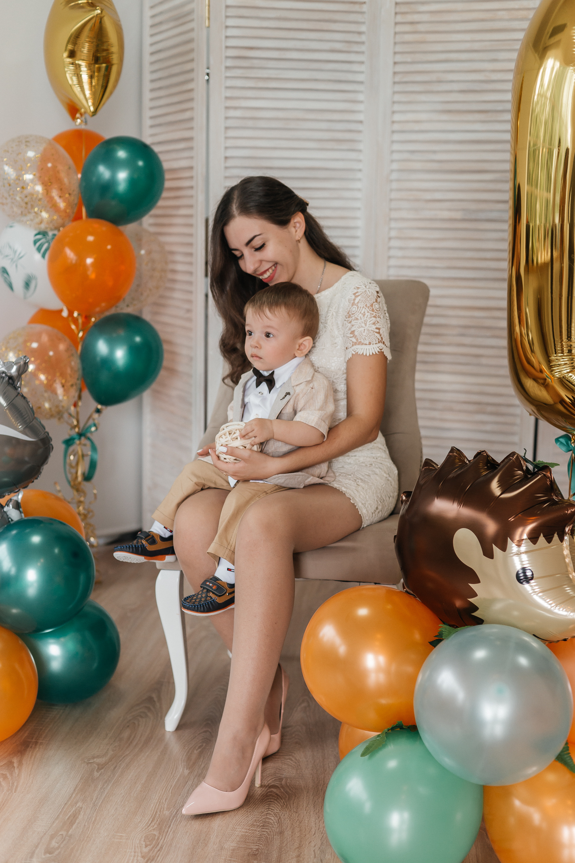 Первый день рождения (съемка в студии). Ольга Плаксина фотограф в Саратове