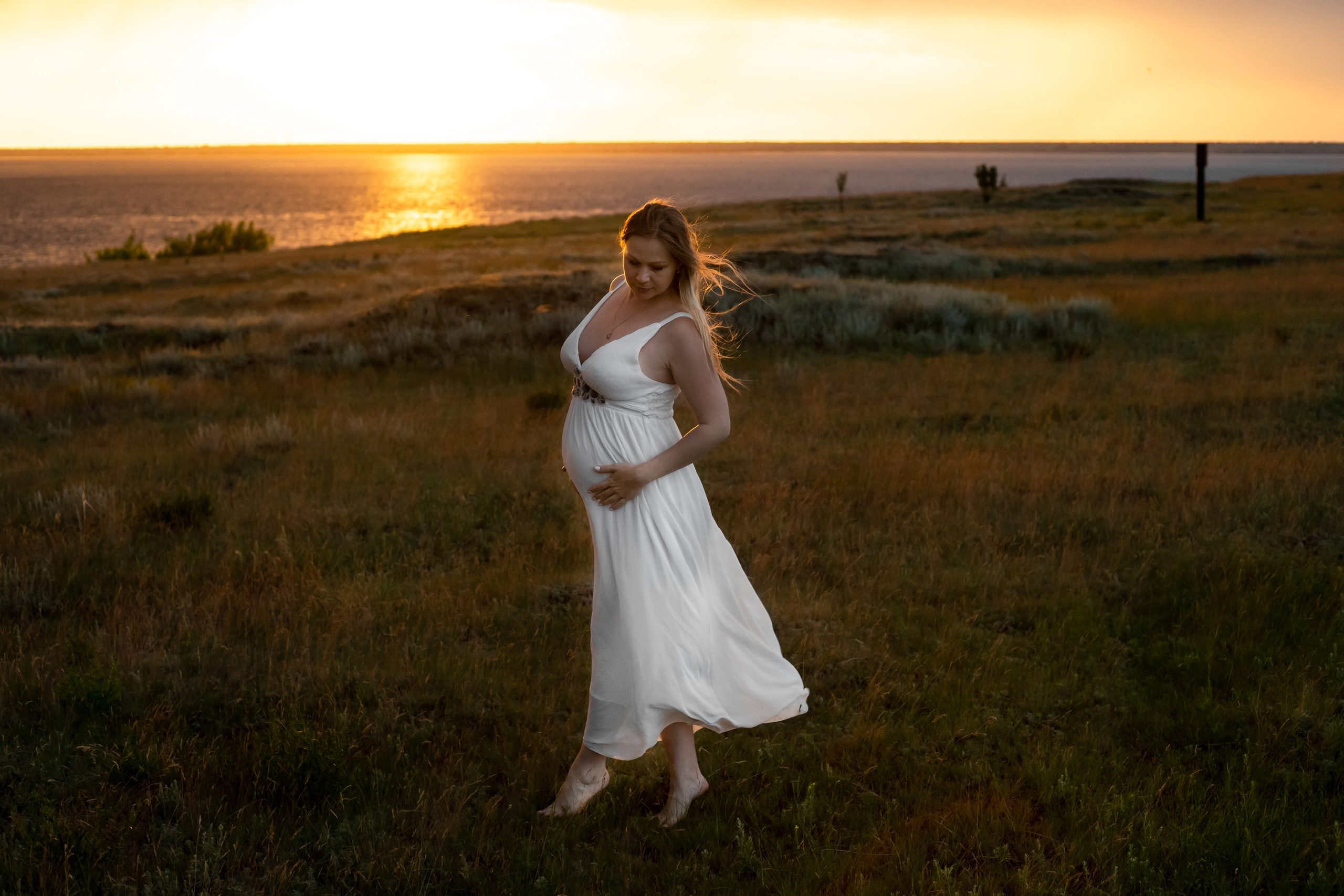 Татьяна и Алексей съемка беременности на рассвете. Ольга Плаксина фотограф в Саратове