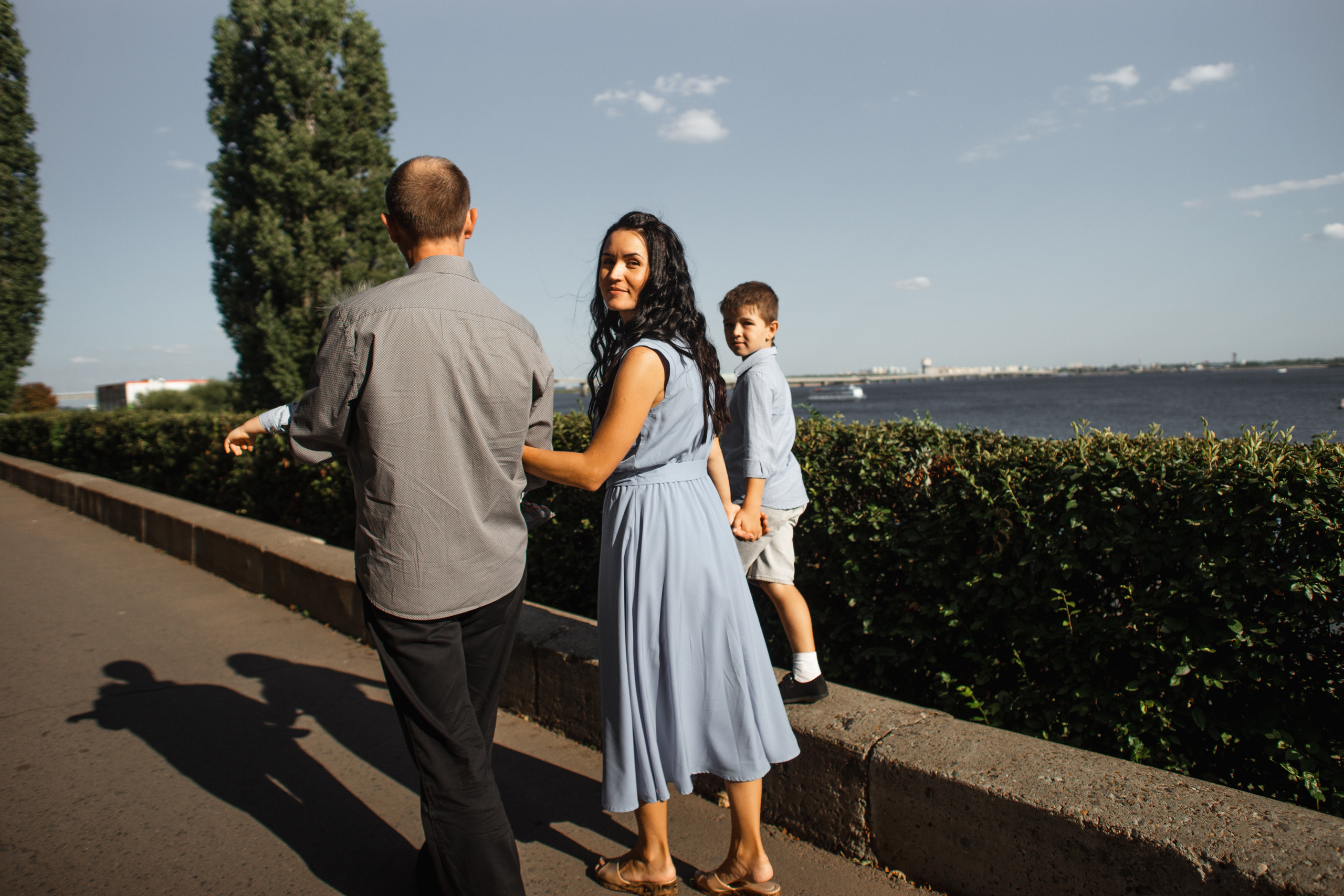 Прогулка по городу семьей. Ольга Плаксина фотограф в Саратове