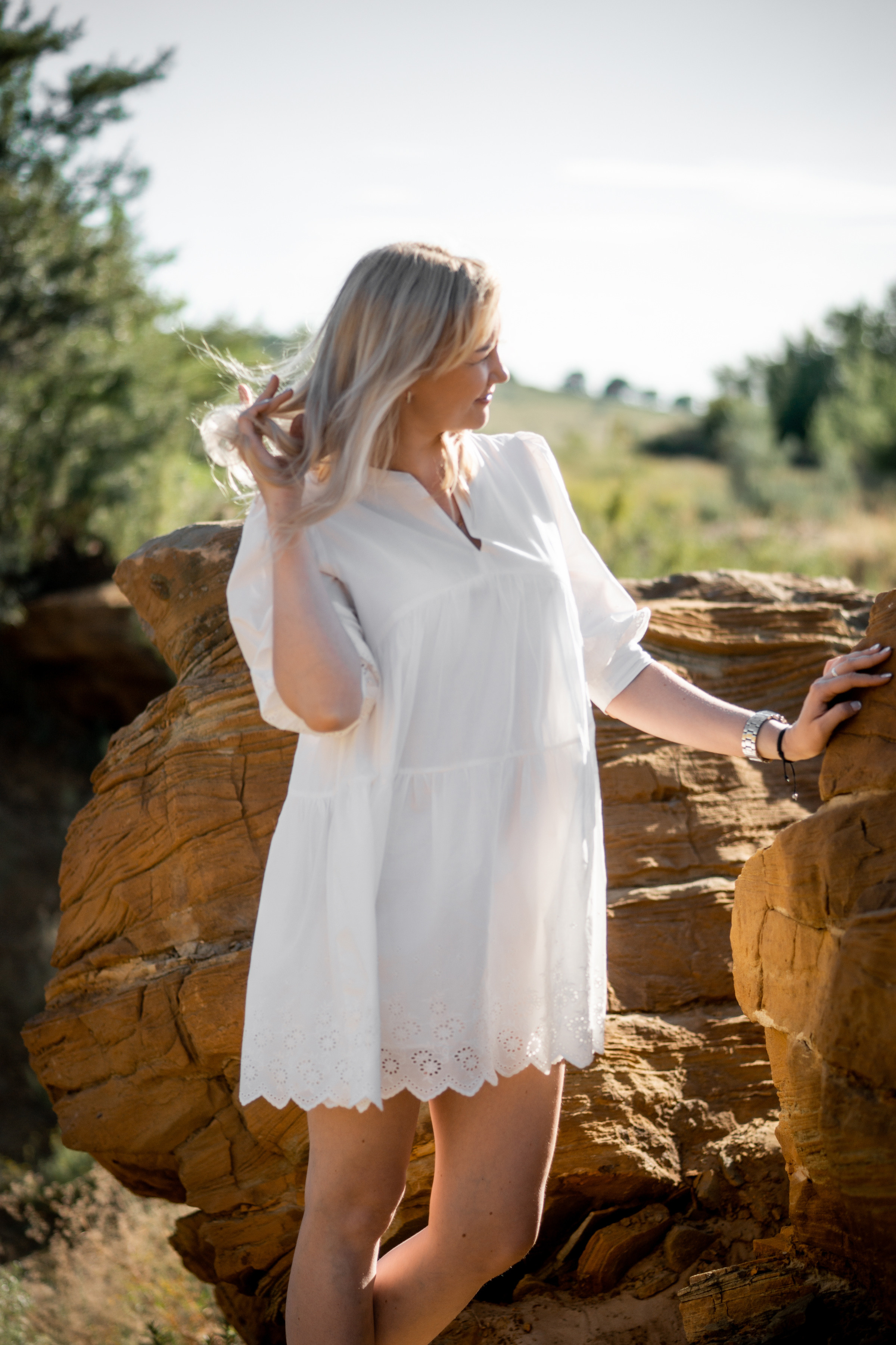 Семейная фотосессия в песчаном карьере на закате летом. Ольга Плаксина фотограф в Саратове