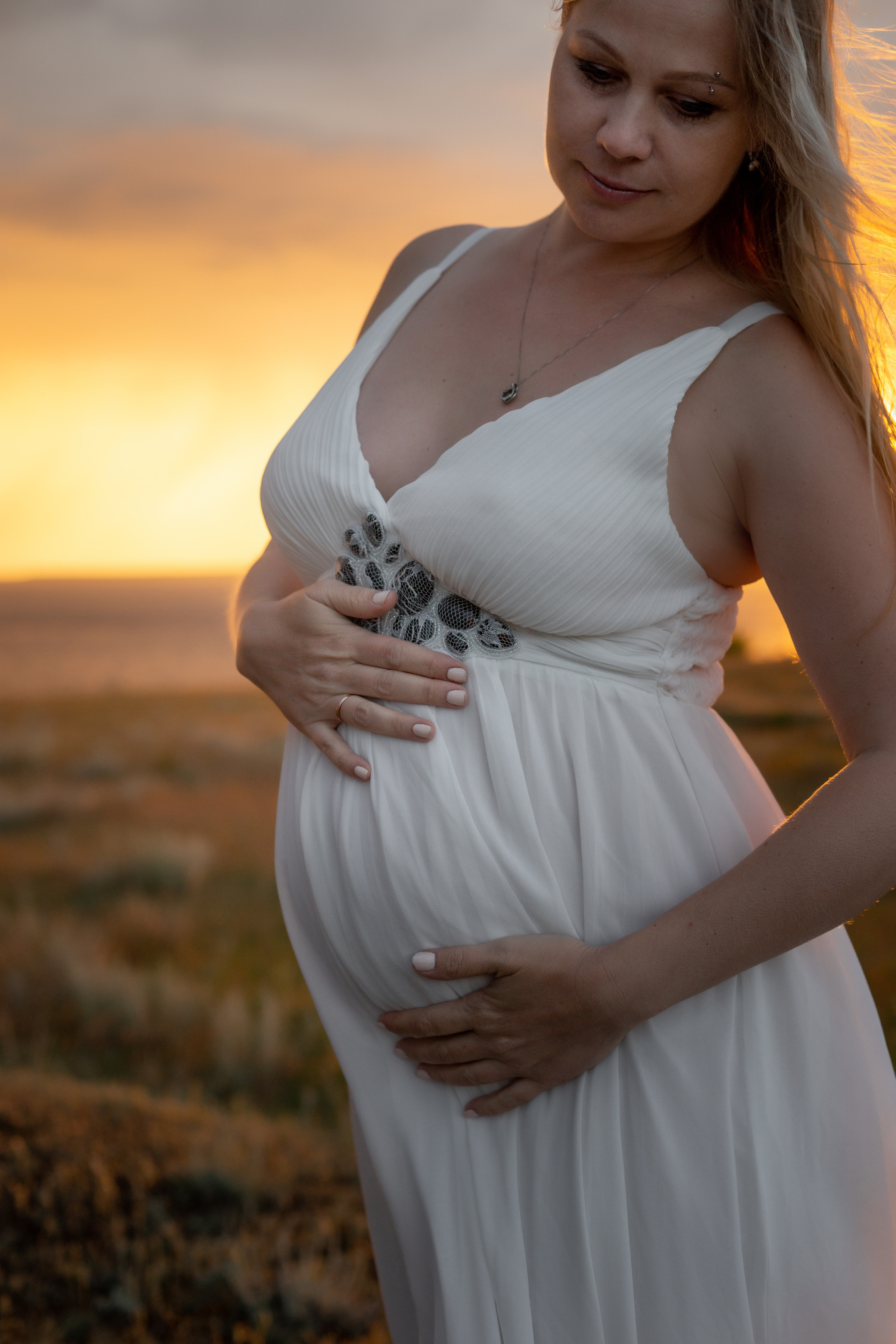 Татьяна и Алексей съемка беременности на рассвете. Ольга Плаксина фотограф в Саратове