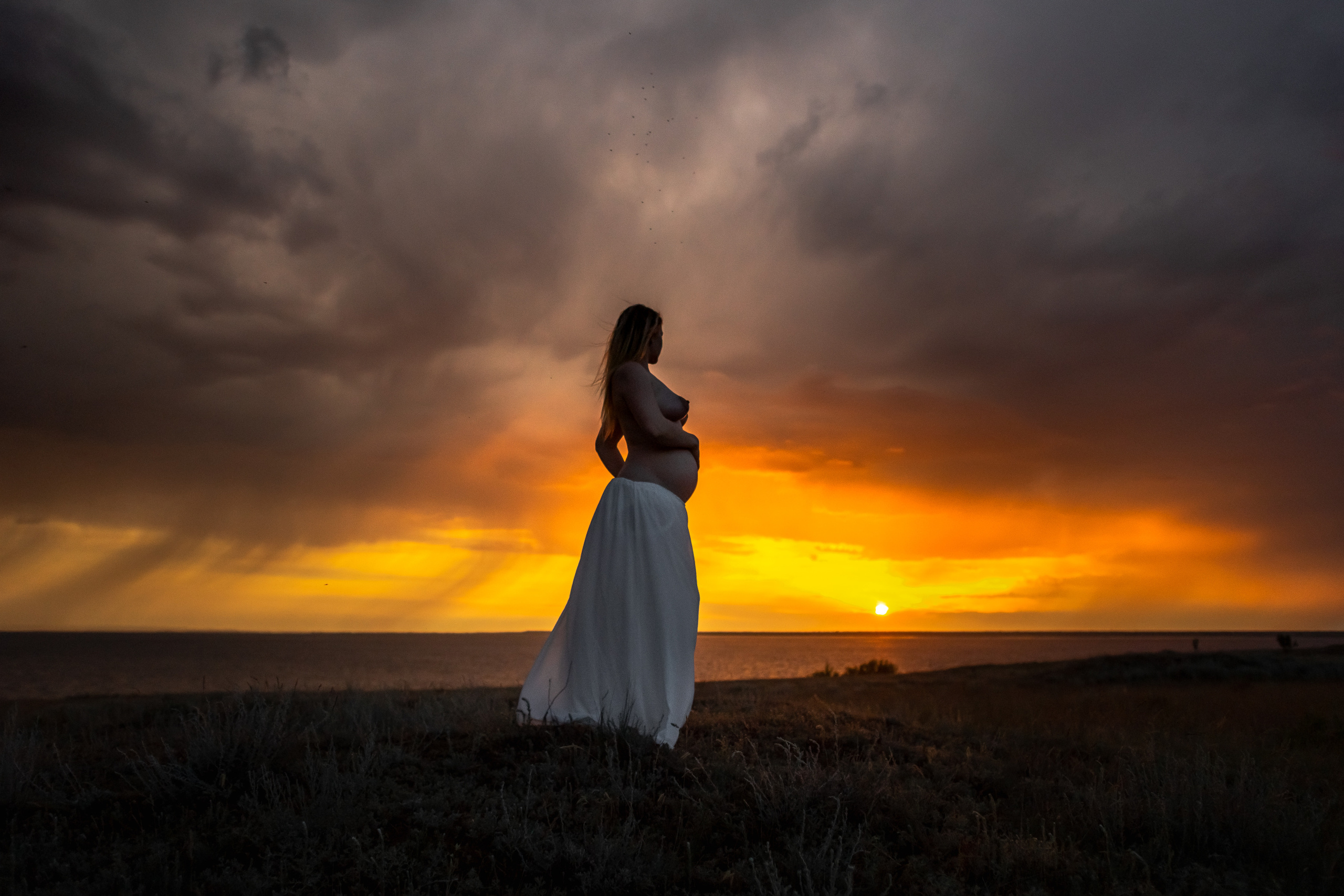 Татьяна и Алексей съемка беременности на рассвете. Ольга Плаксина фотограф в Саратове