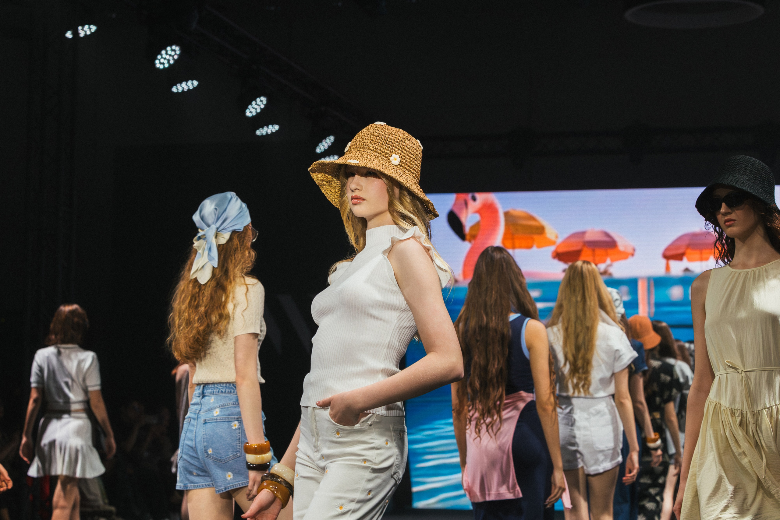 Catwalk. ProVizArt