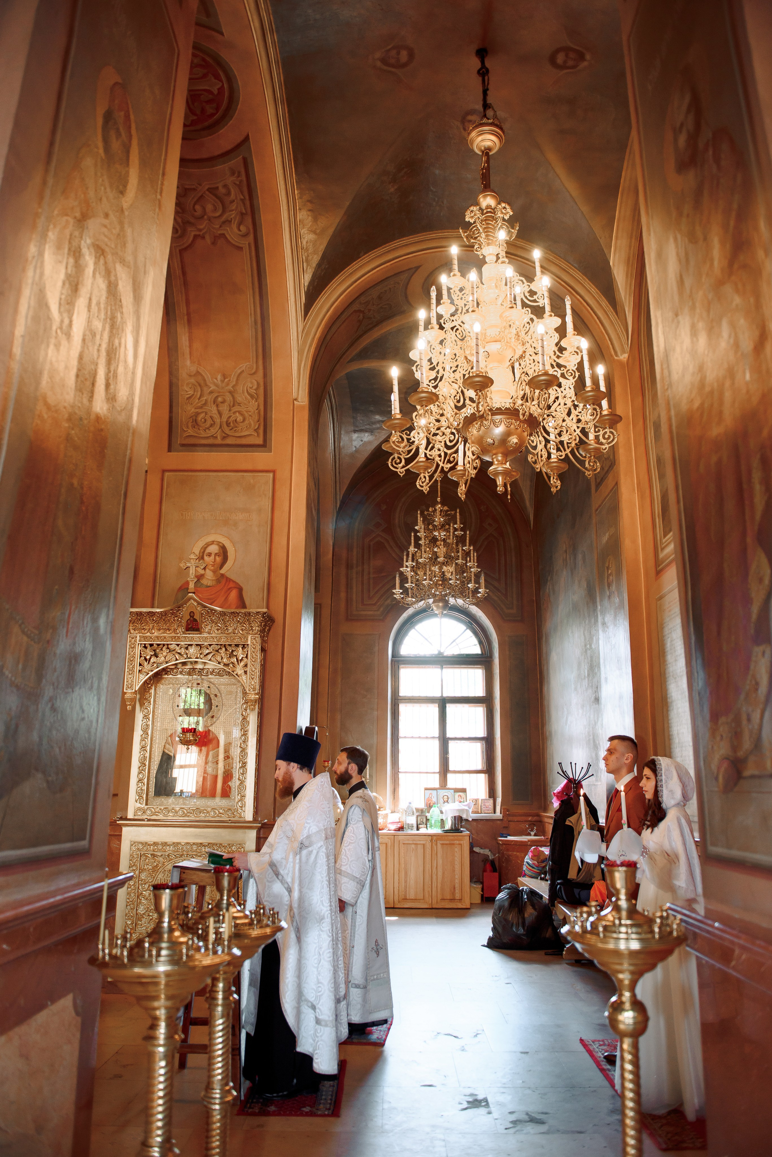 Венчание в Храме Бориса и Глеба в Дегунино. Свадебный и семейный фотограф в Москве Юлия Винник