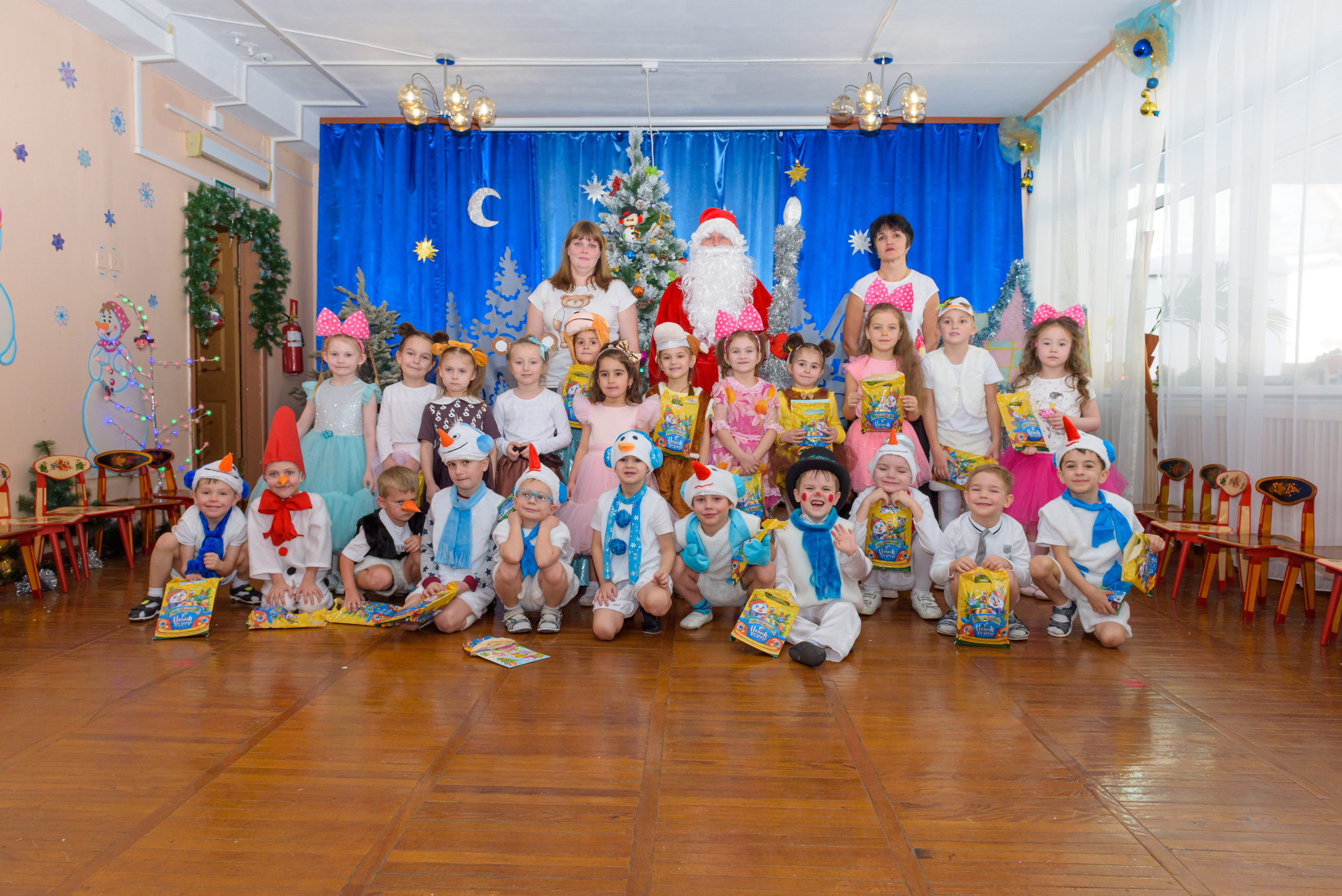 Новогодний утренник Сад№ 33. Семейный и свадебный фотограф во Владивостоке