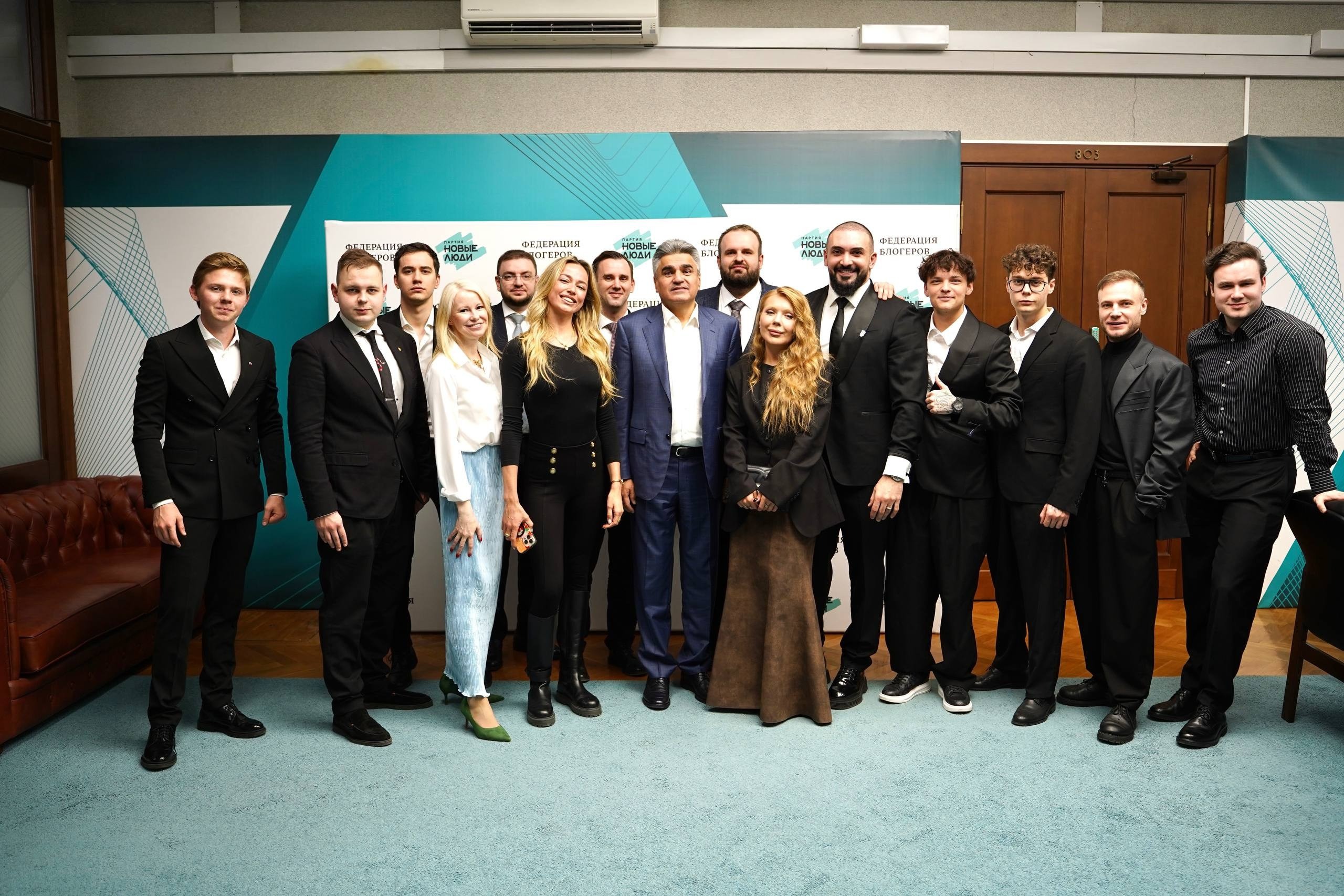 Михаил Медалин | Официальный сайт