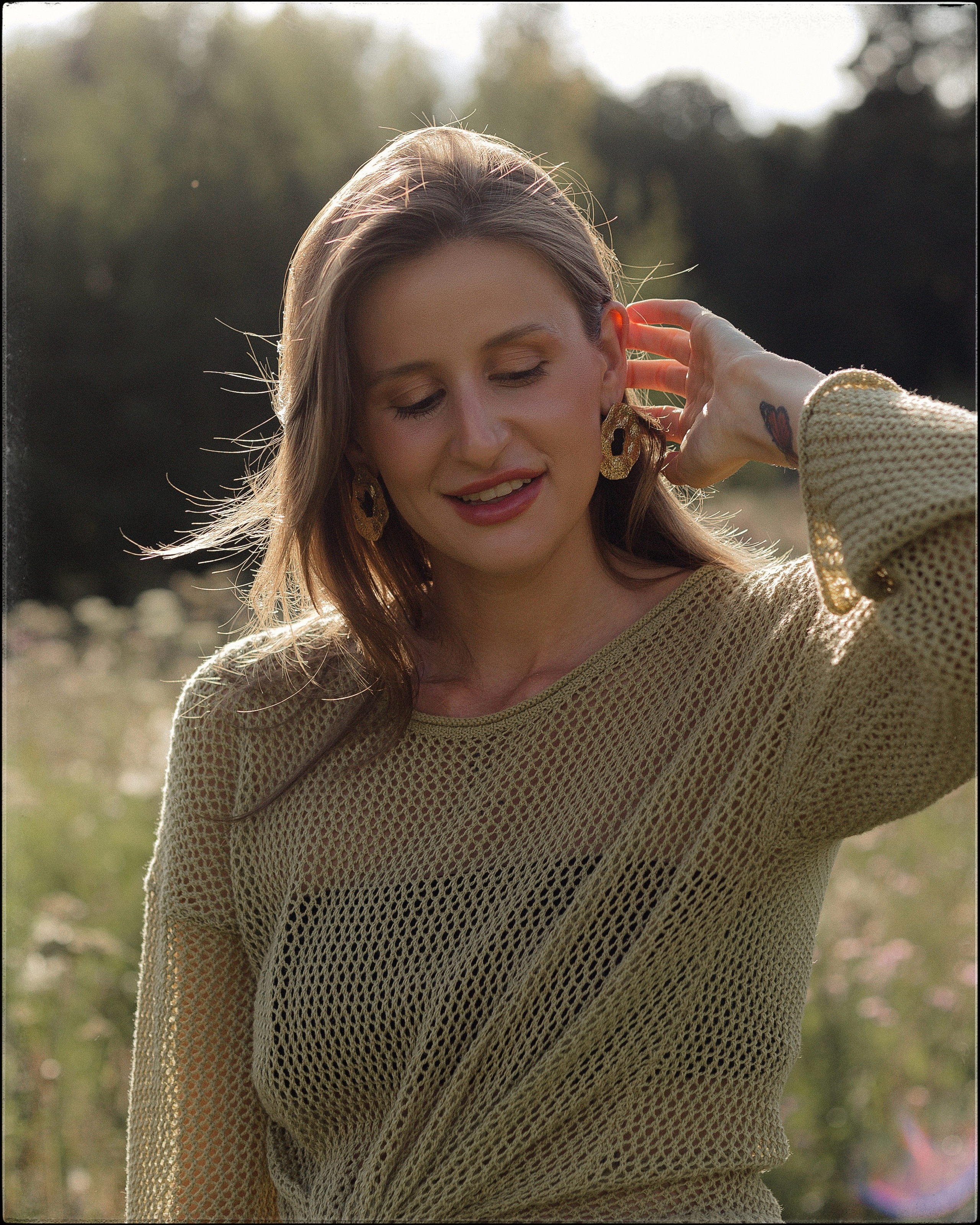 Съёмка в поле. Женский и лавстори фотограф в Москве Елена Аксютко