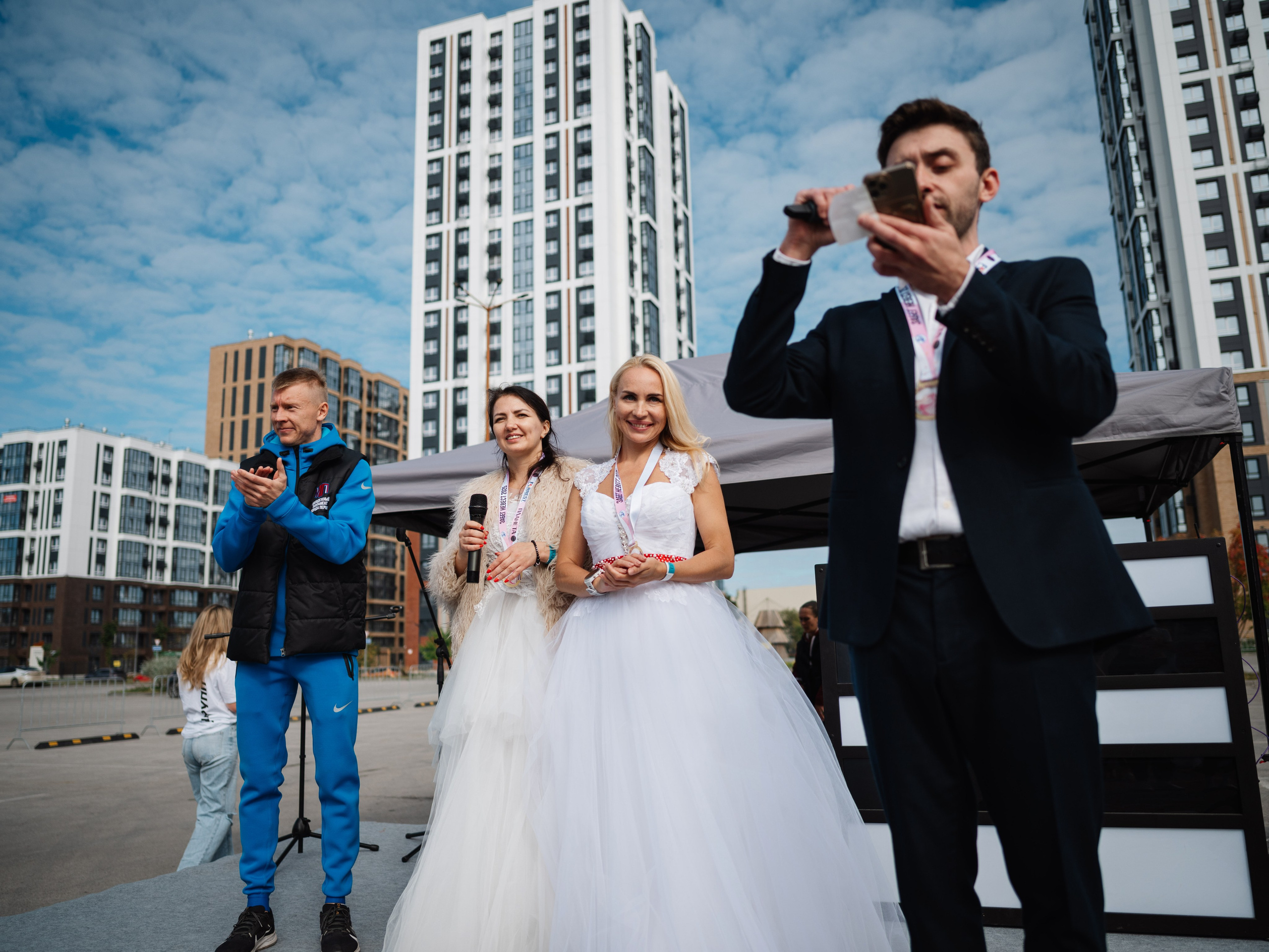 Забег невест. Фотограф Алексей Шрайбик