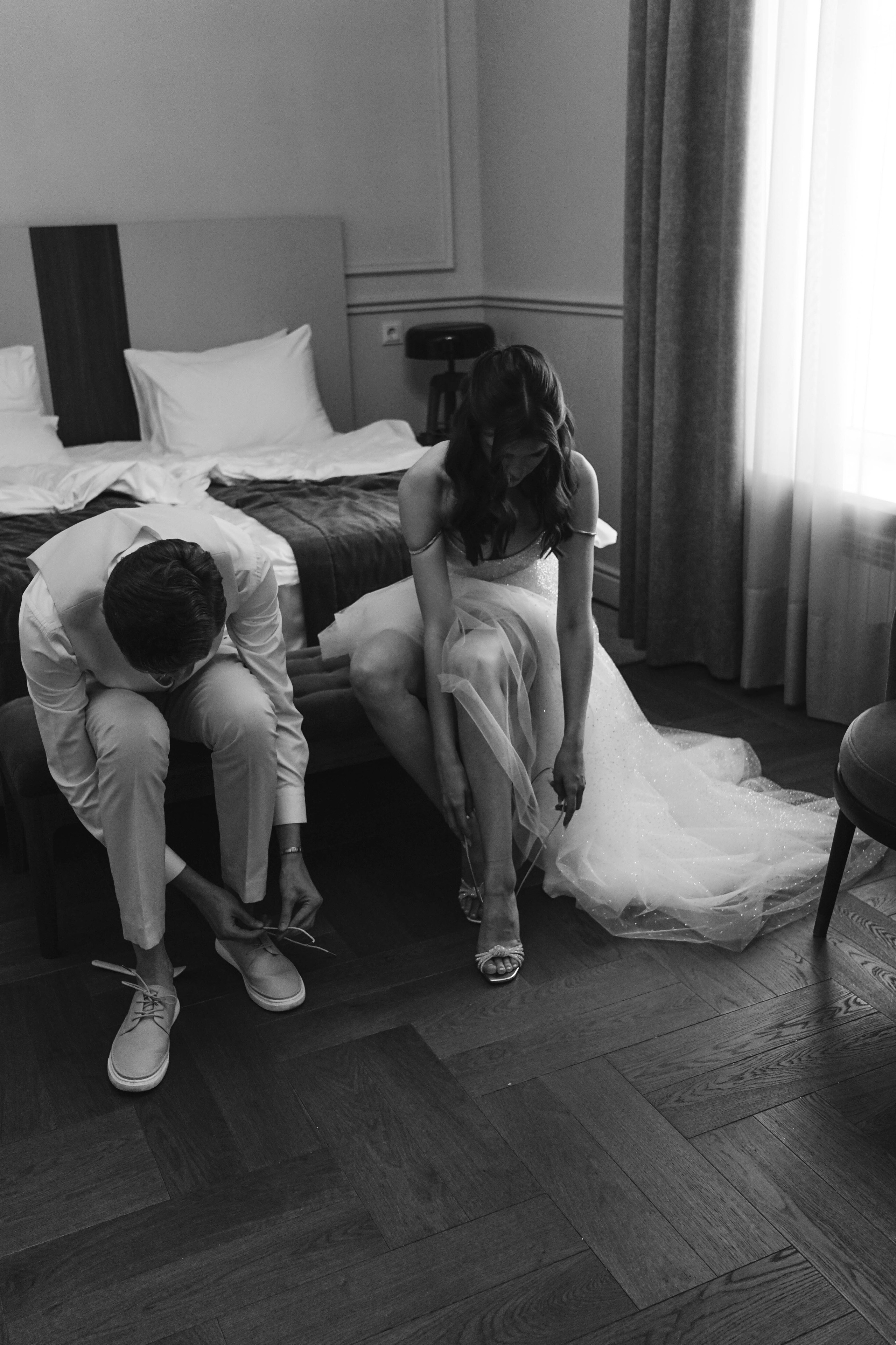 Яна и Никита: сборы в отеле, регистрация и банкет. Фотограф в Иркутске