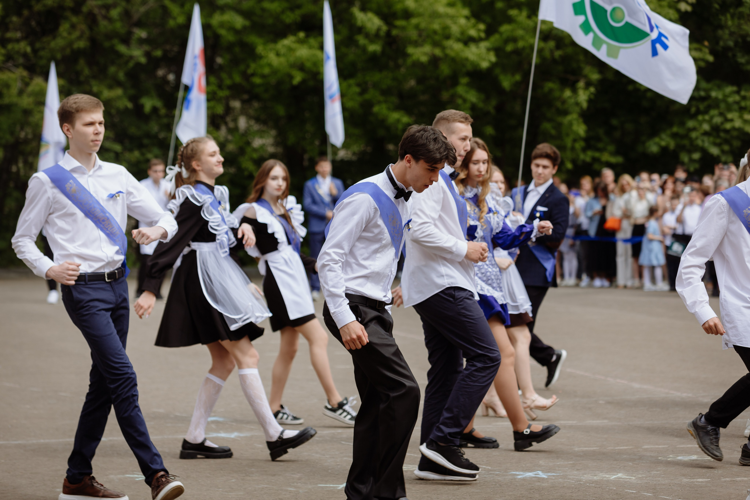 Последний звонок 2024 (3 часа фотосъемки). Профессиональный фотограф Надежда Антонова