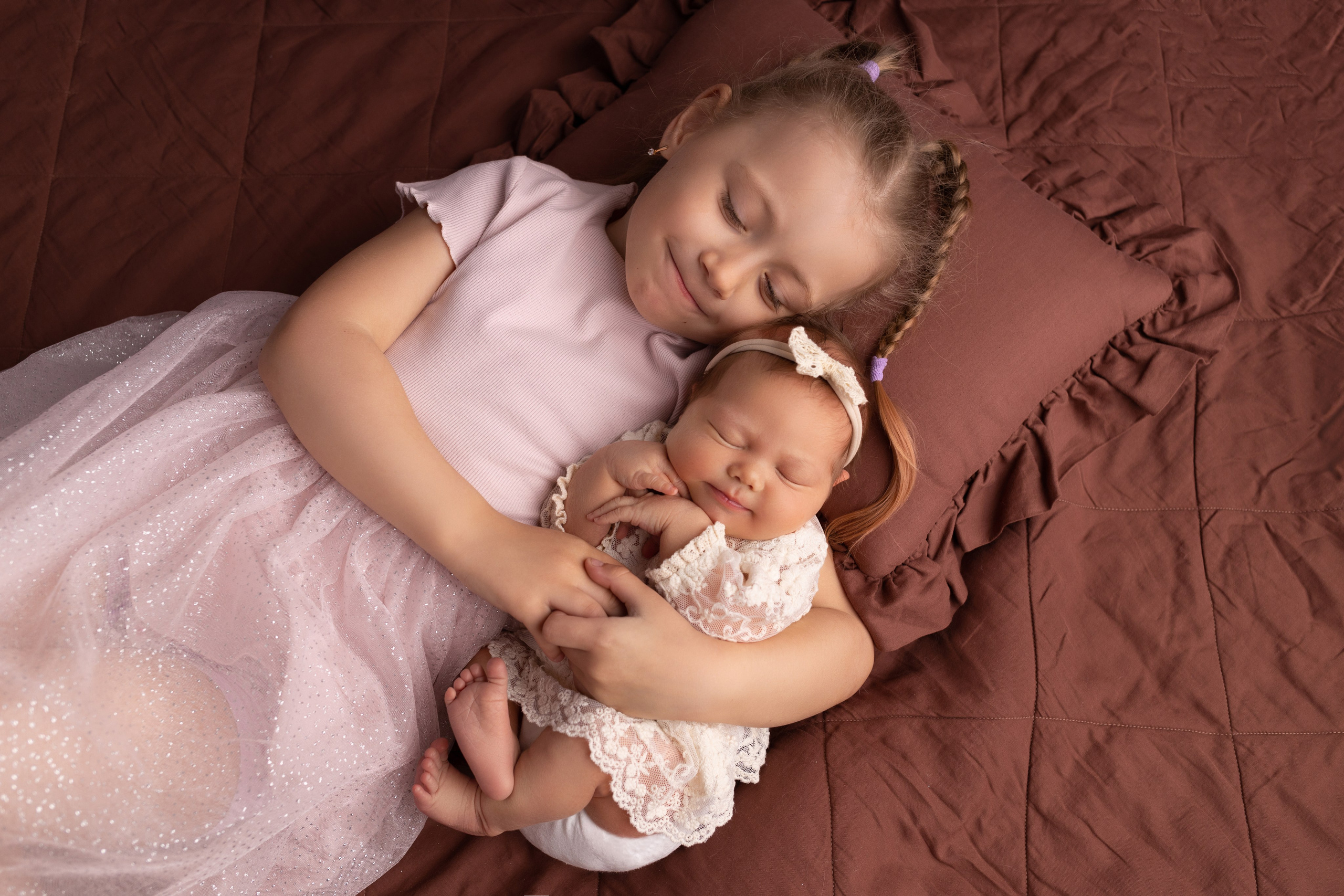 Семейные кадры от Elvira Kamaeva. Фотограф новорожденных малышей в Омске и Омской области Эльвира Камаева