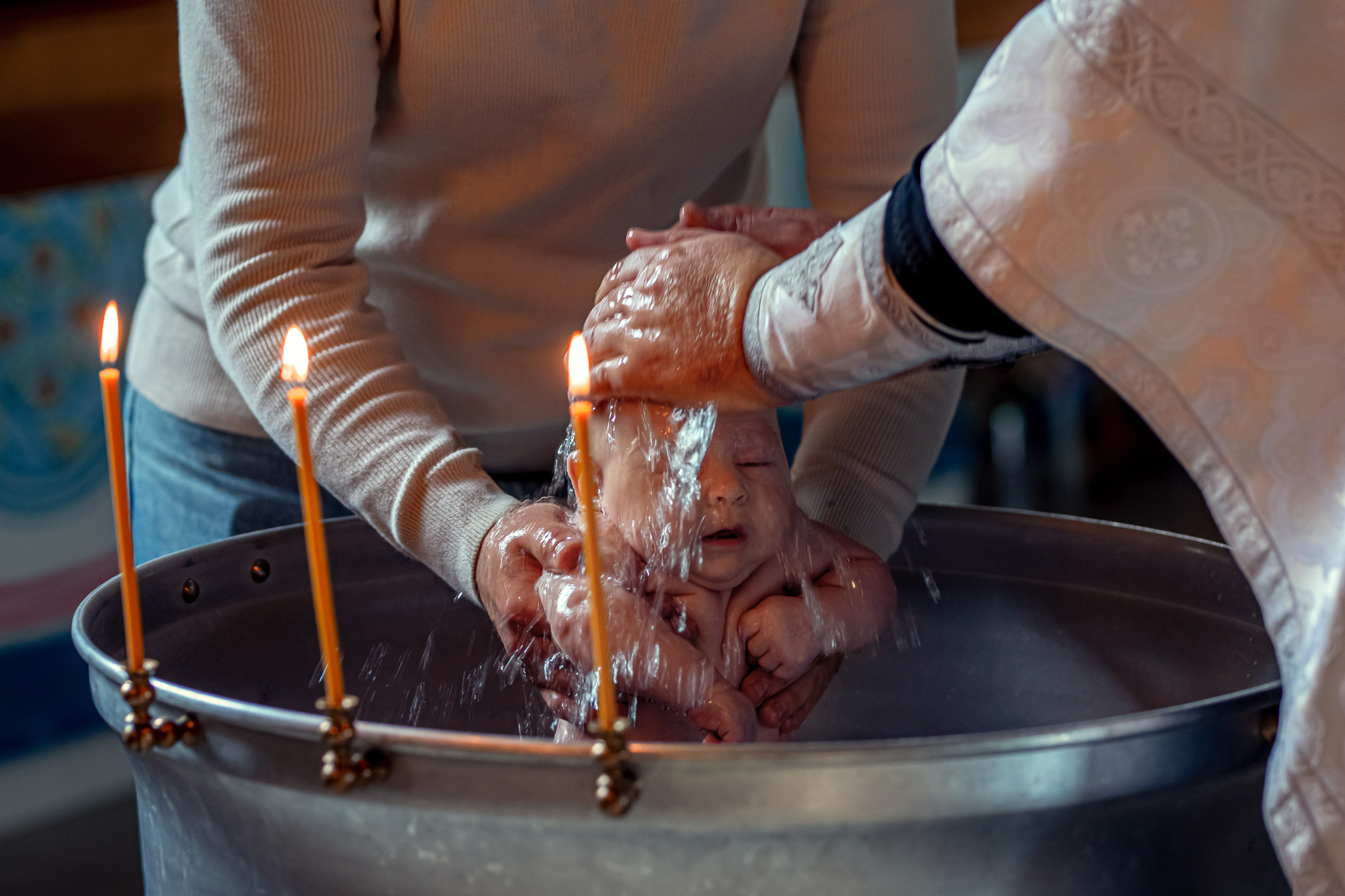 Таинство Крещения Ивана. Фотограф Таинств Крещения и Венчания в г. Курске