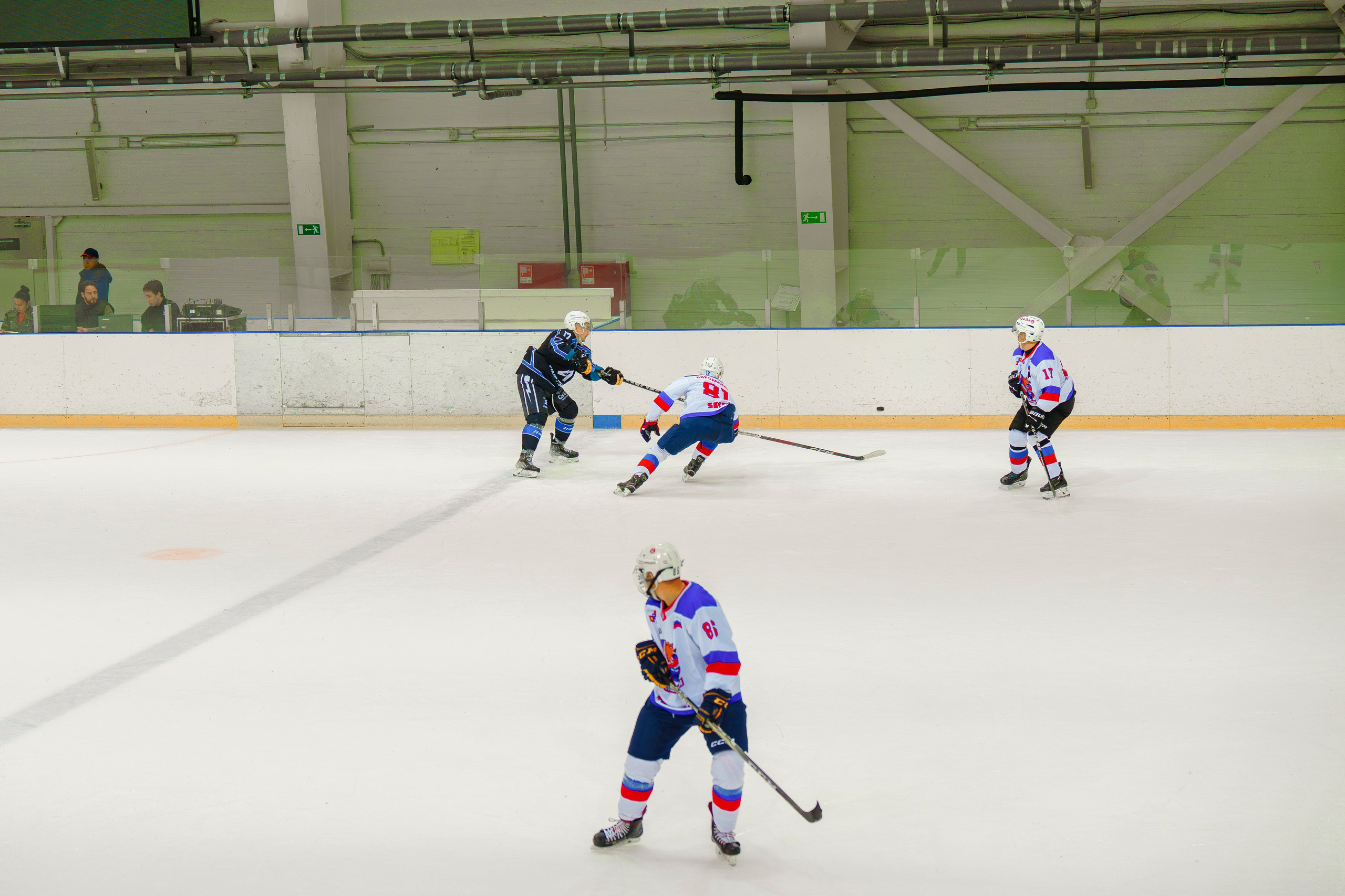 Фотосъемка хоккейных матчей в Сочи. Фотограф видеограф Геннадий Янбаев в Сочи, Краснодаре