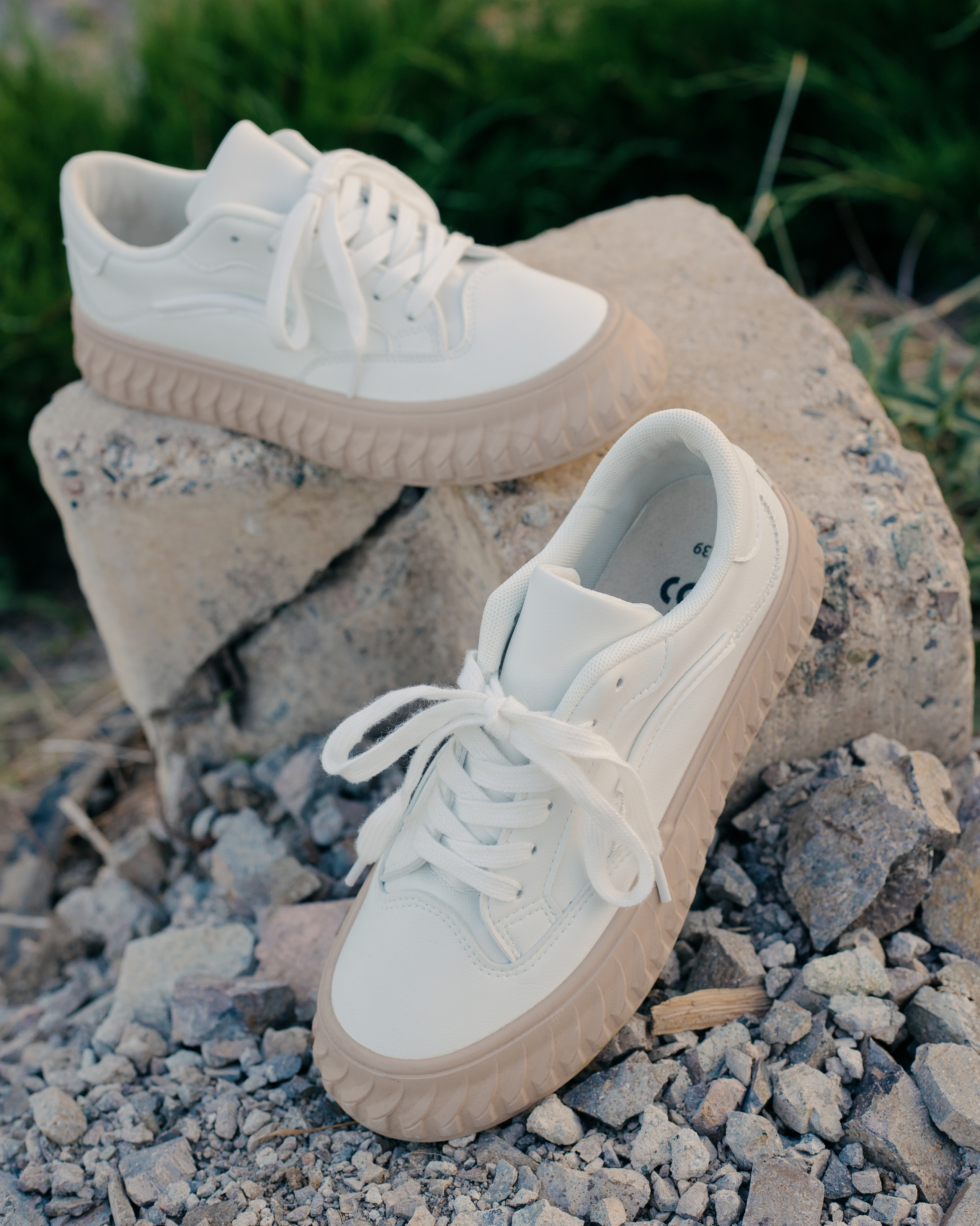 Global Nomads. Fashion and advertising photographer