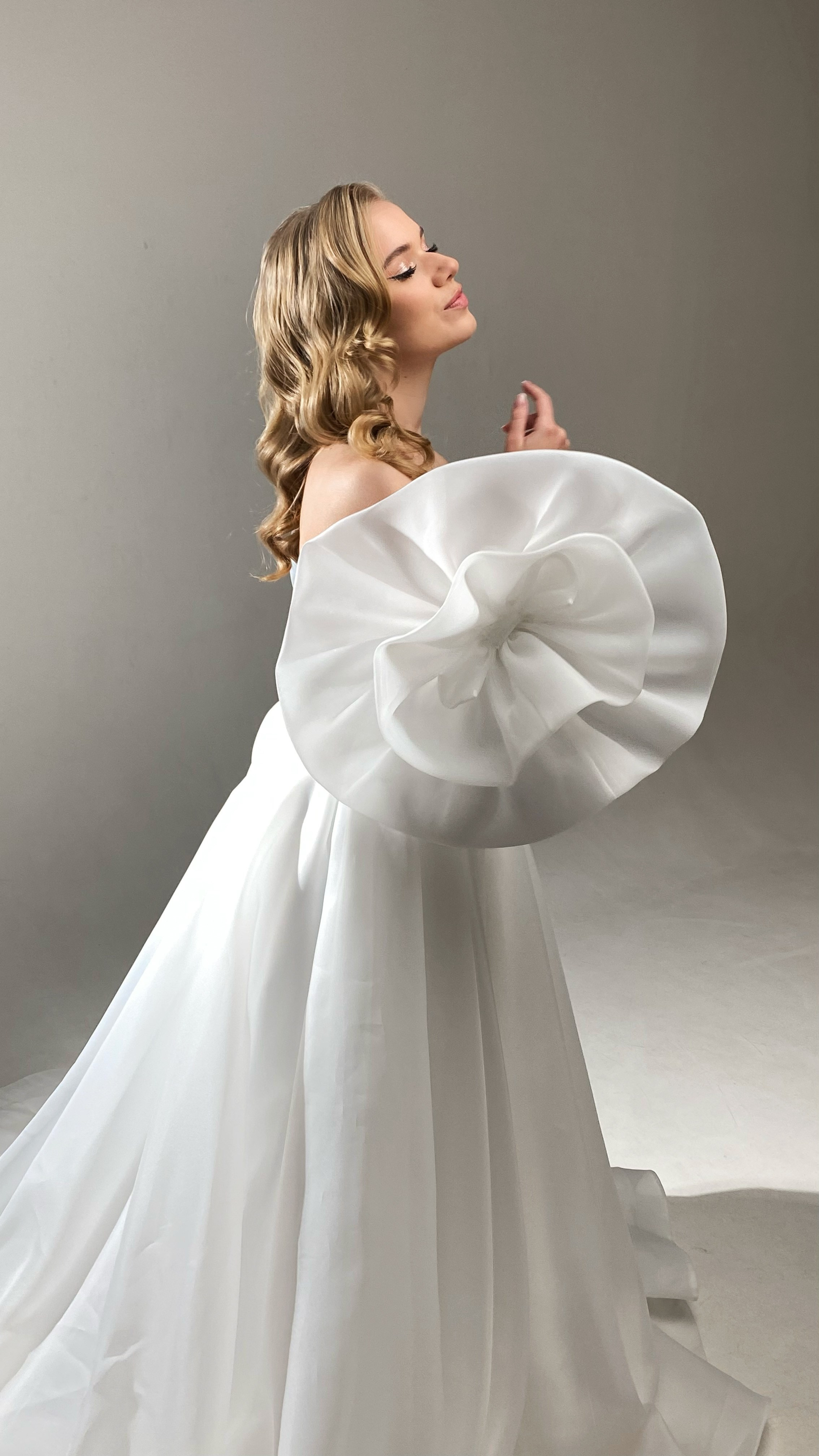 Свадебные образы. Свадебный стилист по прическам и макияжу в Ростове-на-Дону Даниэла Дар