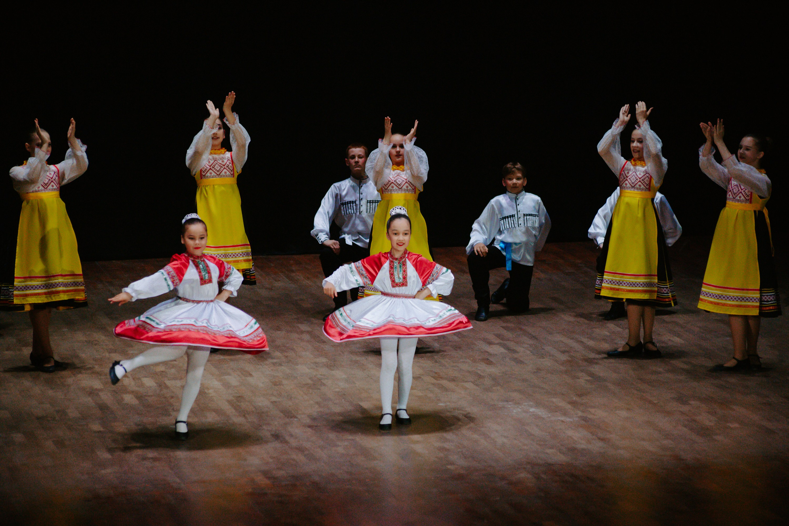 «Уральский сувенир». Концерт танцевальной студии. Фотограф в Челябинске Ополихина Анна