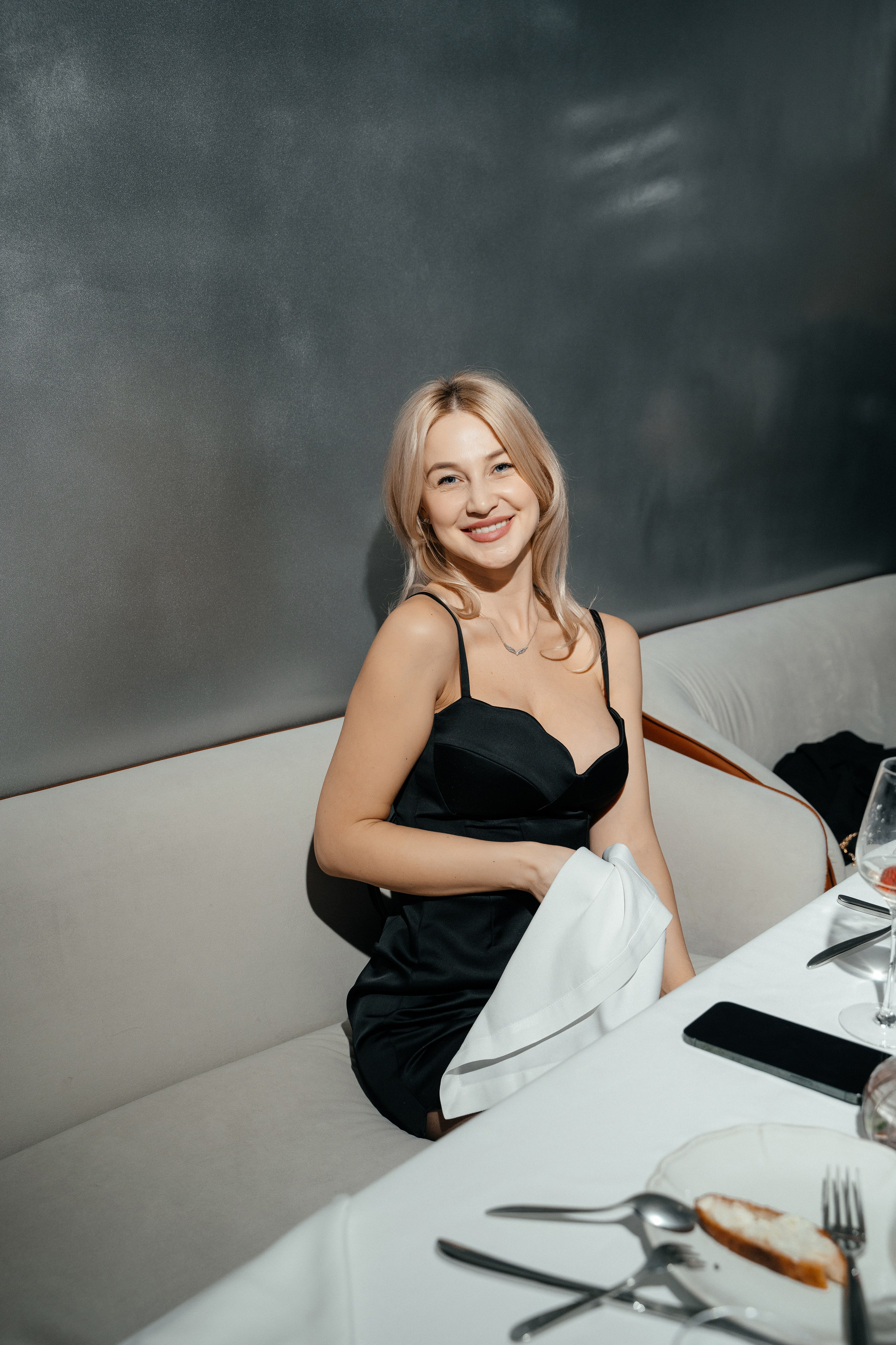 1 марта (пятница). BENUAR Restaurant