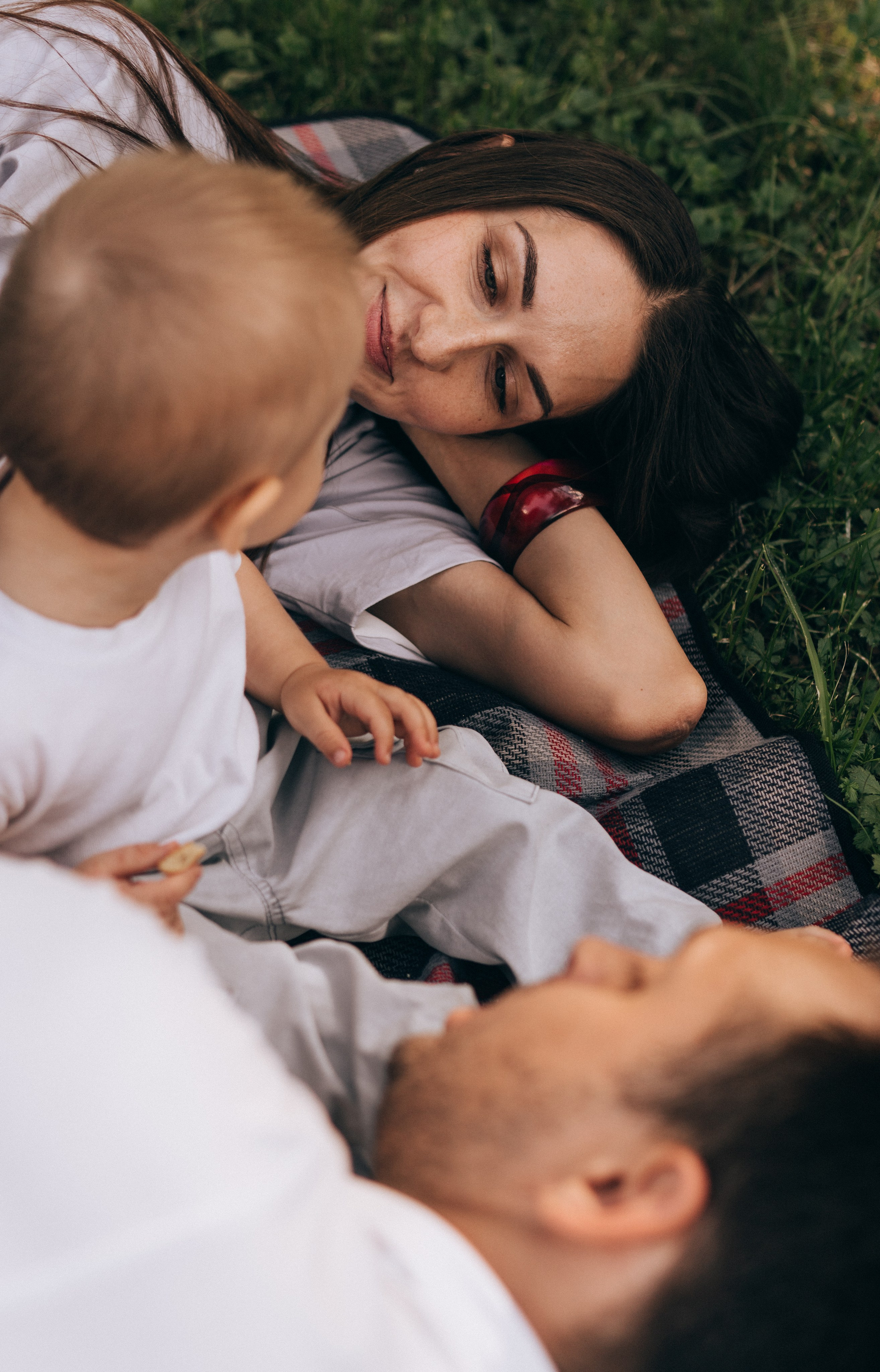 Фотопрогулка в любимом парке. Семейный, ньюборн фотограф, фотограф на роды в Москве, Виктория Тюльдюкова