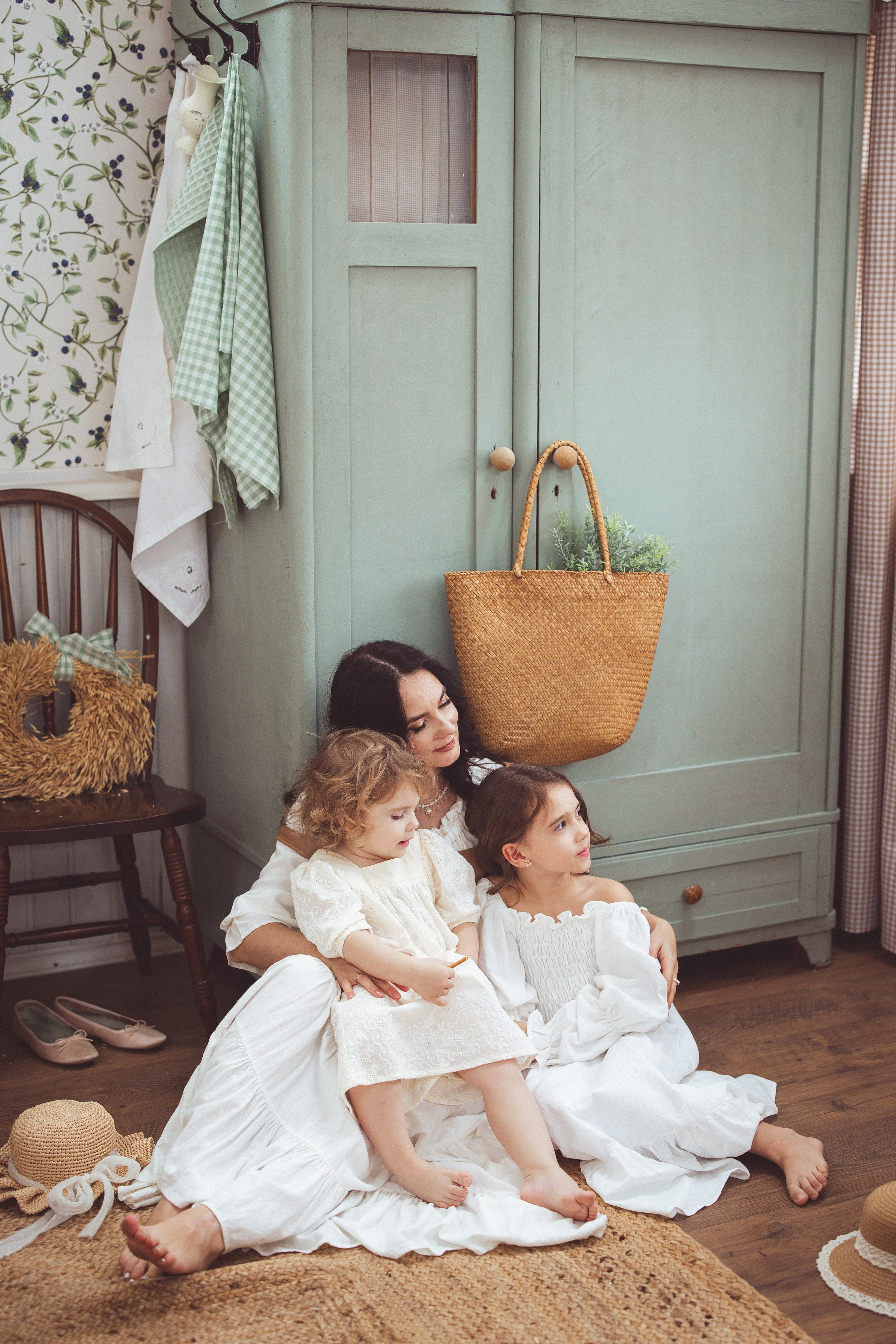 Пасхальные фотосессии в фотостудии Ольги Сурухановой, город Краснодар. Семейный и детский фотограф в Краснодаре Анна Трашкова