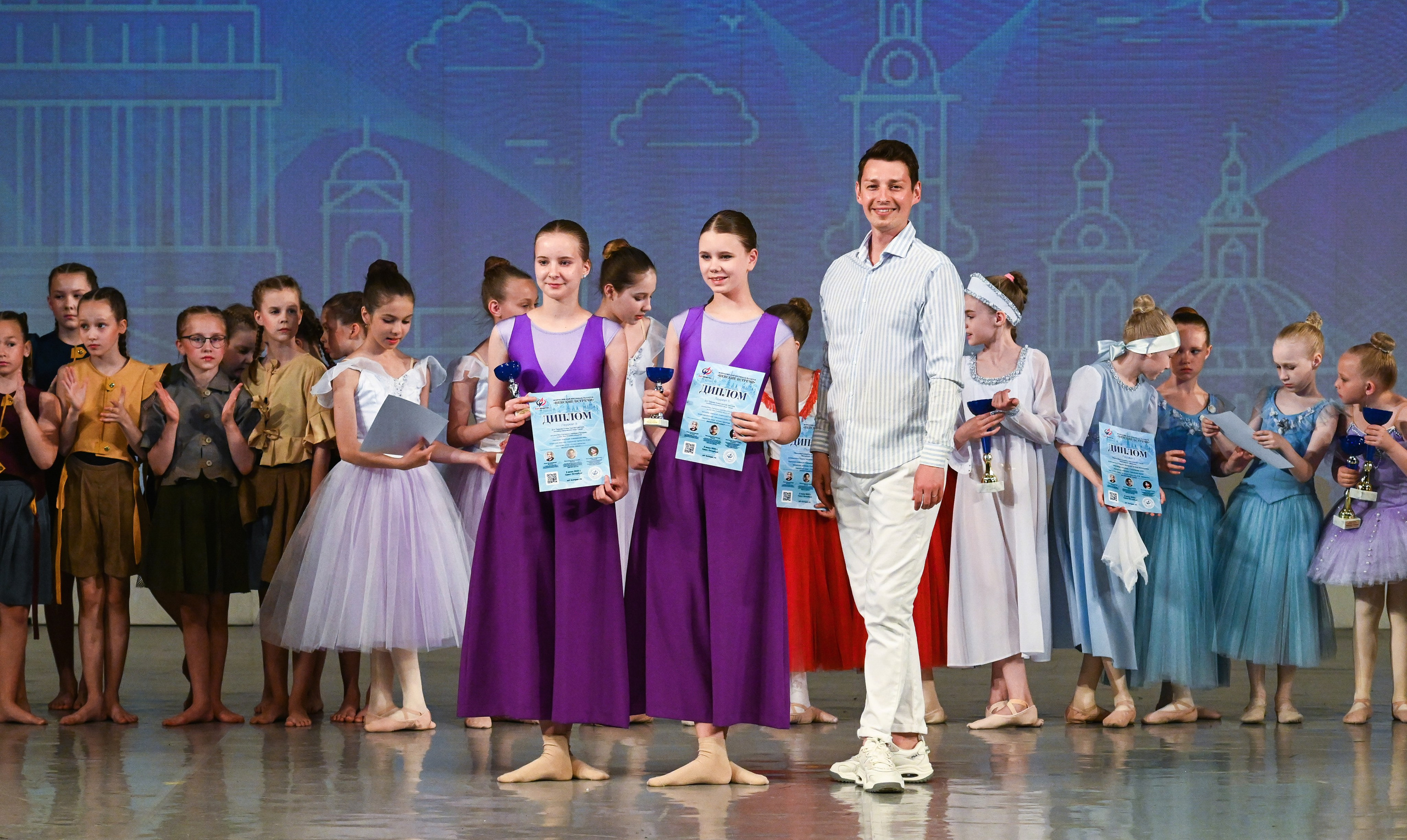 02.06.2025 «АртКомпас» Всероссийский фестиваль талантов «Невские встречи» г. Санкт-Петербург. Медиастудия Фото Концепт