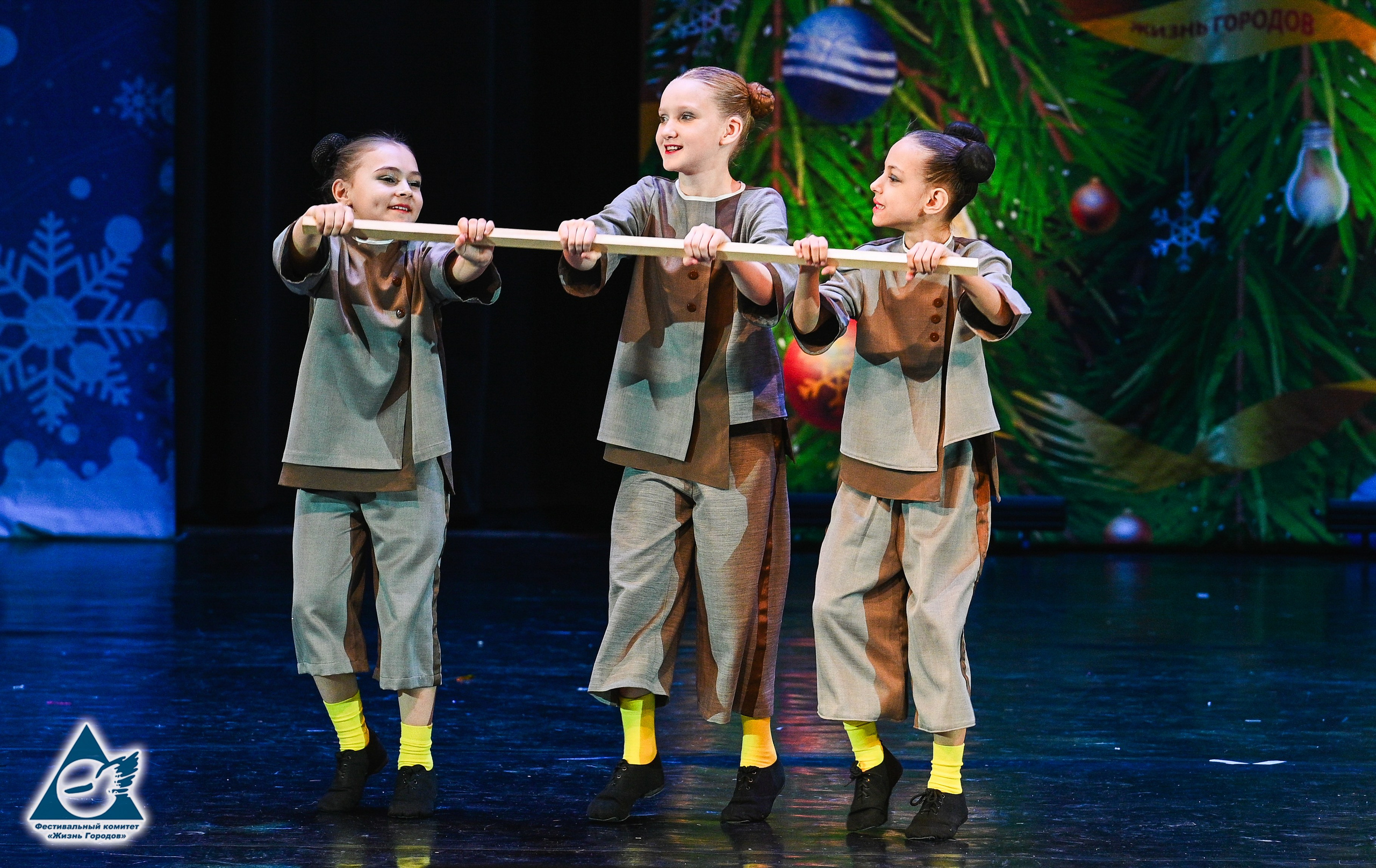 06.01.2026 «Жизнь Городов» Фестиваль-конкурс «Рождественские звёзды» г. Москва. Медиастудия Фото Концепт