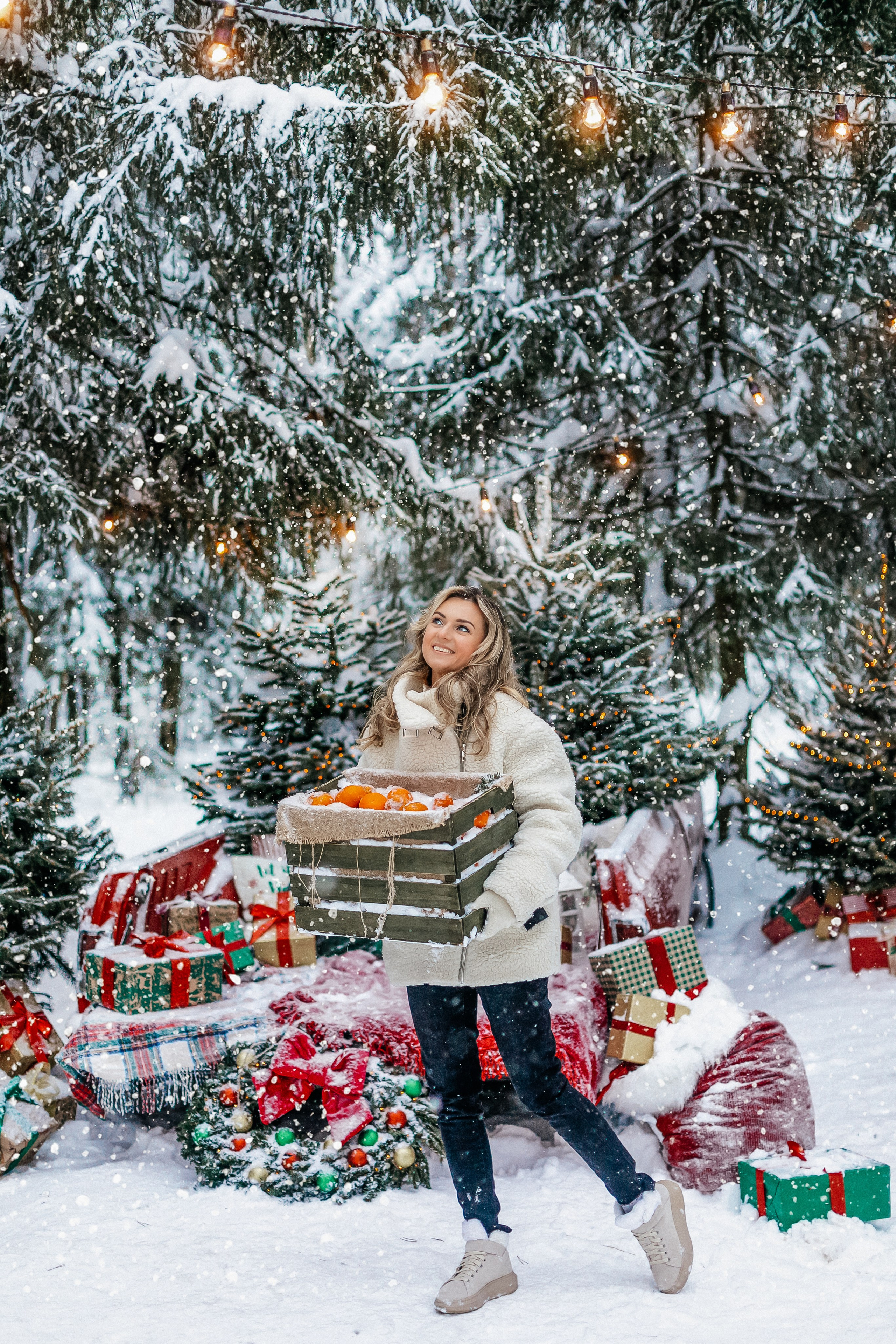 Новогодние фотосессии с ретро машинами. Фотопроекты, фотодни и фотосессии в Москве