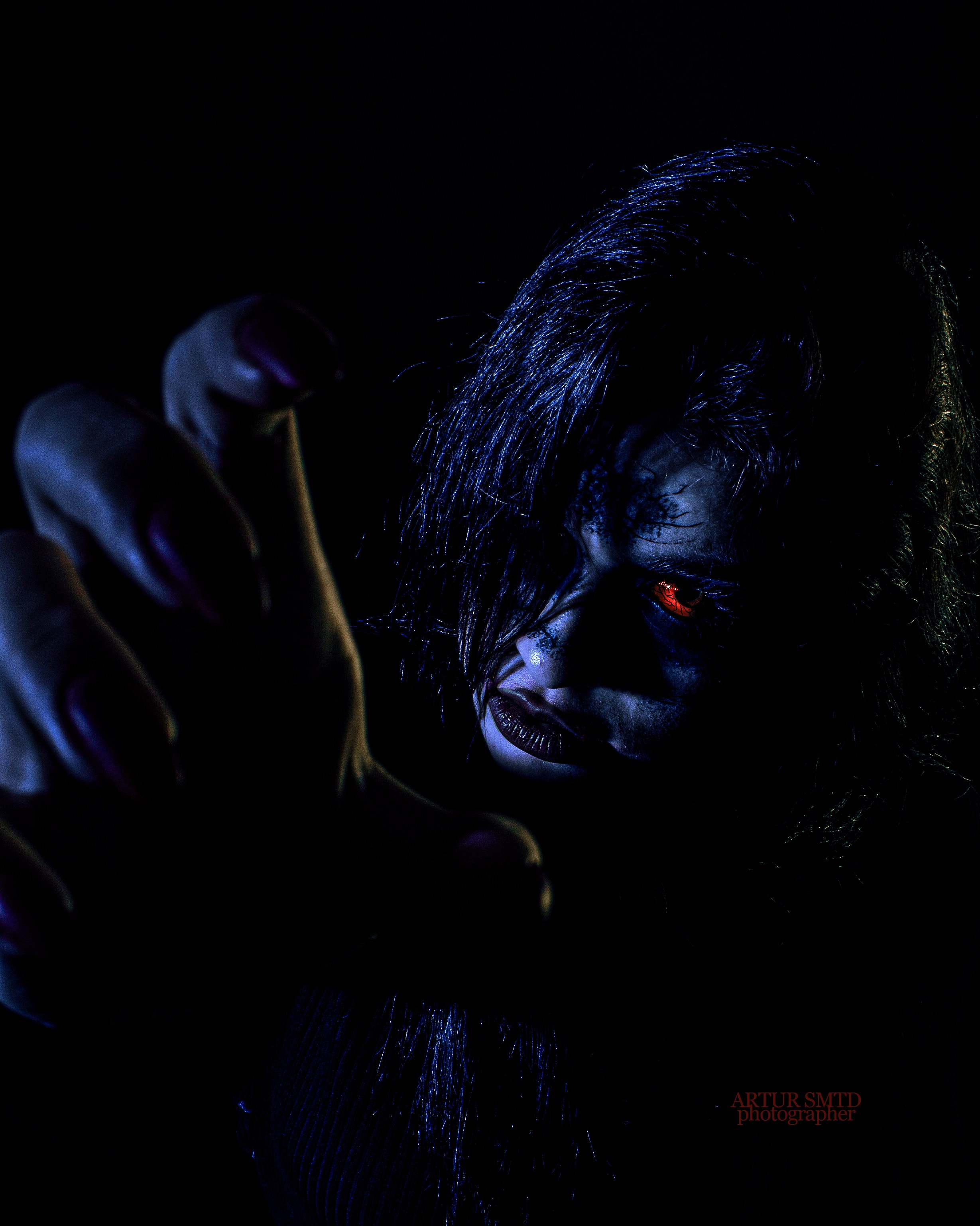 Эмилия — «Ведьмочка», Март 2024 г. Фотограф из Новосибирска Артур Шамсутдинов