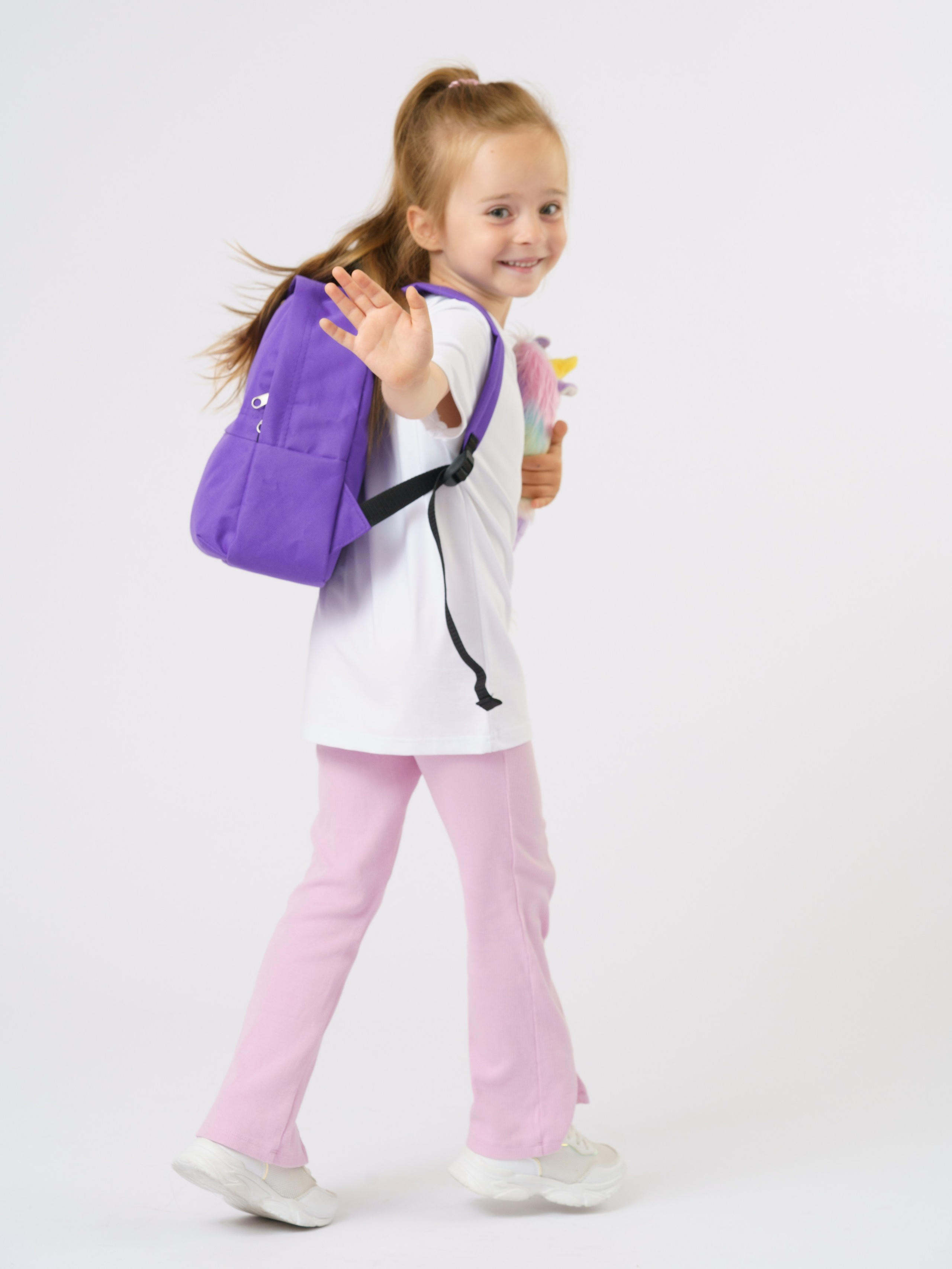 Дети (каталог). KED Production — продакшн из СПб. Создаём фото, видео и контент, который помогает брендам и селлерам продавать больше