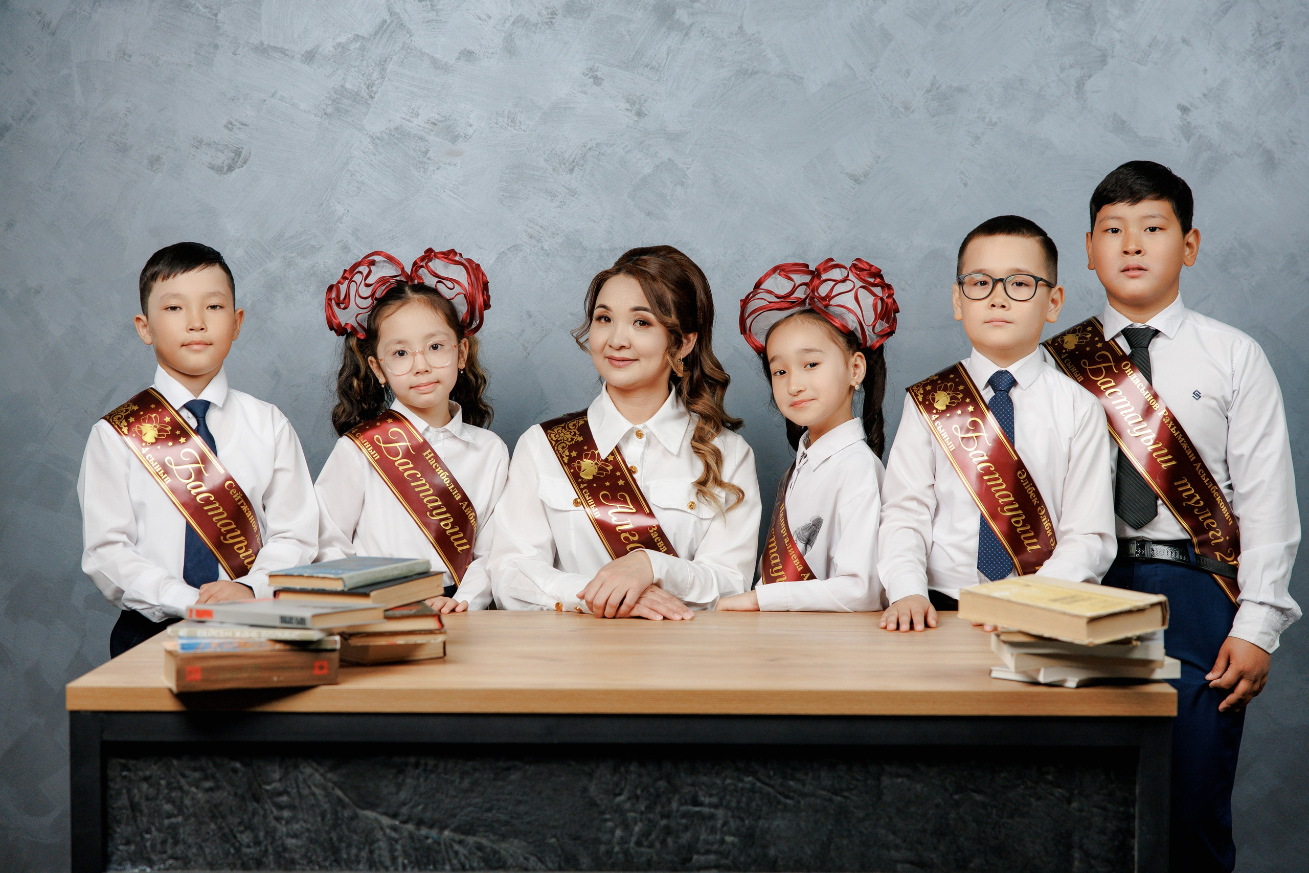 ШКОЛЬНАЯ ФОТОСЕССИЯ. ФОТОСТУДИЯ GALLERY