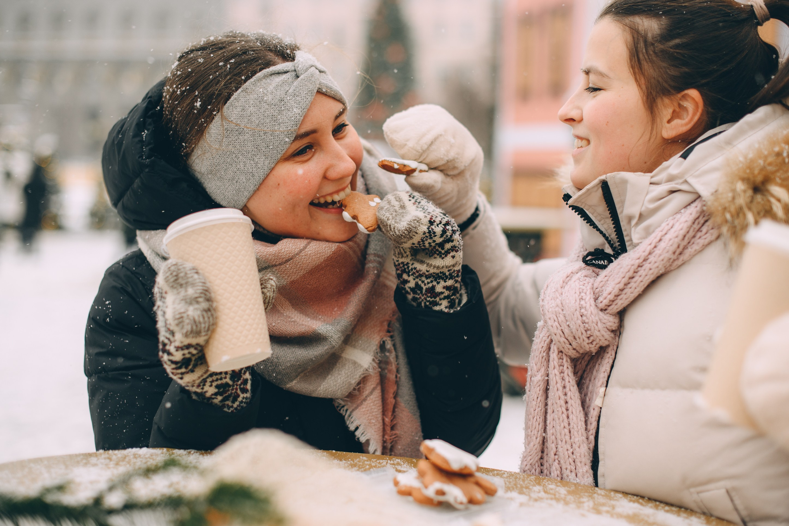 Рождественская ярмарка с подружкой. Свадебный и семейный фотограф София Невская