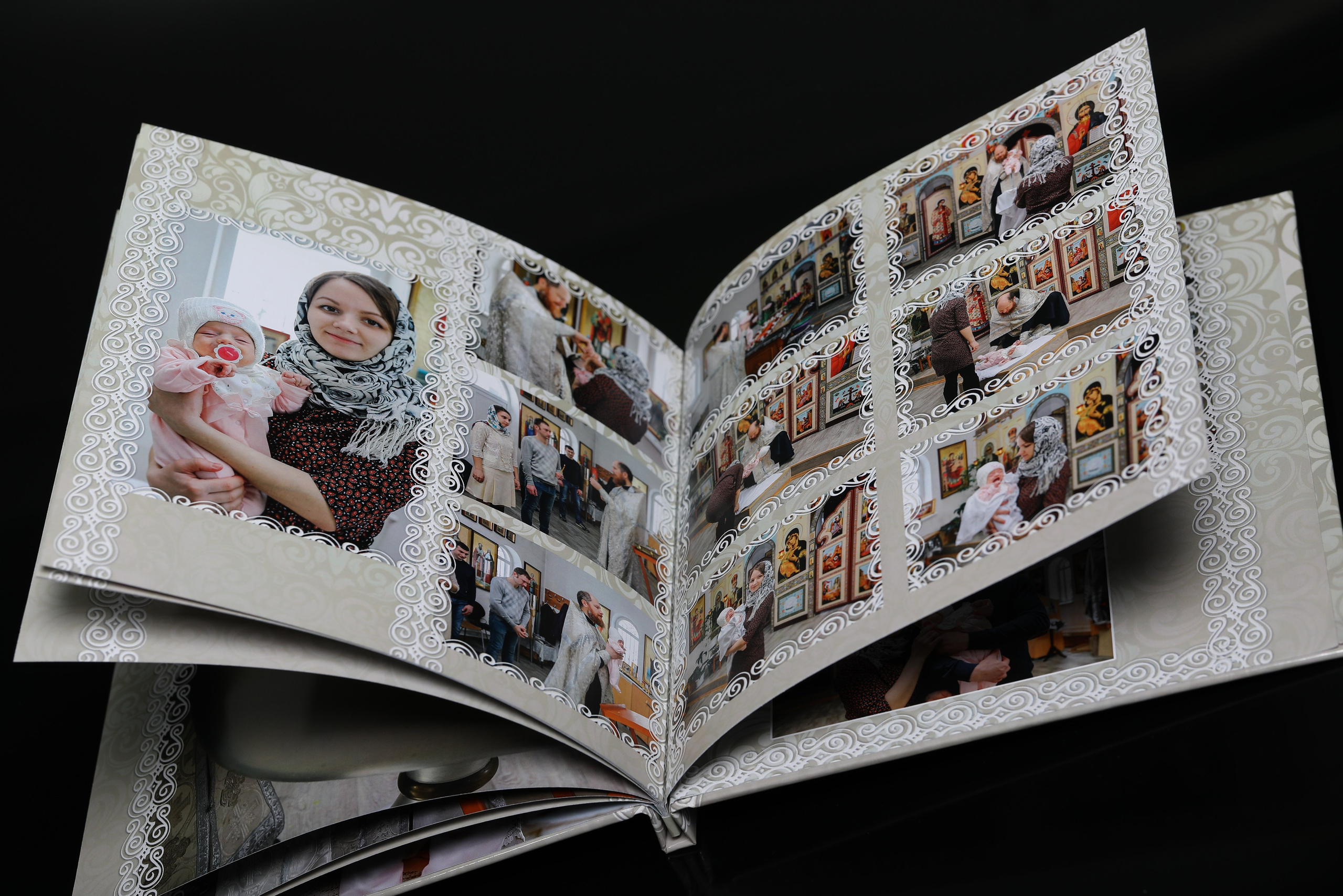 Шаблон фотокниги крестины, крещение, выписка из роддома, семейные истории. medlori fotobook Выпускные альбомы в Липецке, с новым годом, я родилась, юбилей, фотокниги, шаблоны печатная продукция, мама папа я - дружная семья