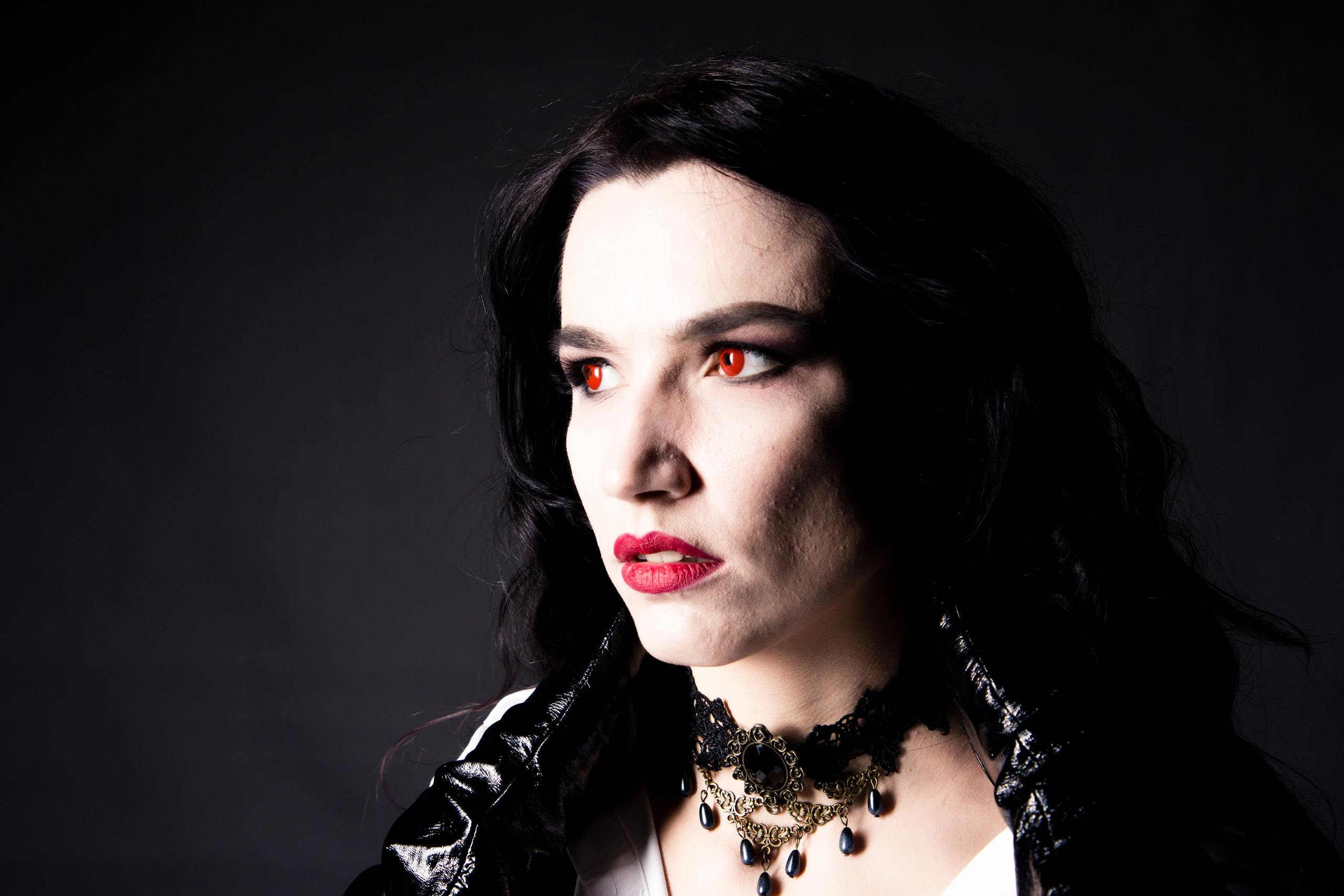 Вампирша 2. Фотограф в Кемерово Анна Оськина