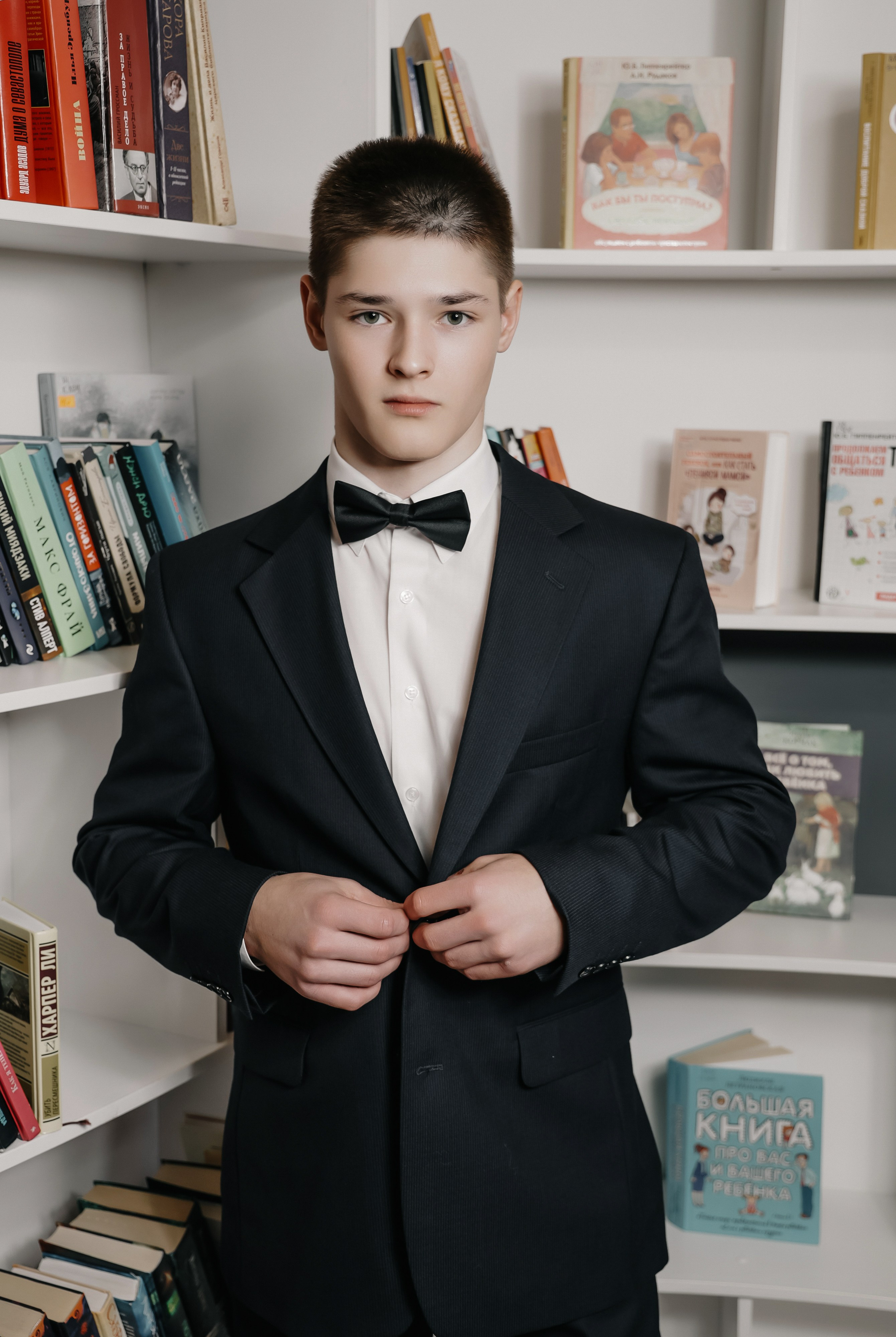 Школьные. Фотограф свадебный, репортажный, индивидуальный, фото для маркетплейсов, брендов, автосалонов