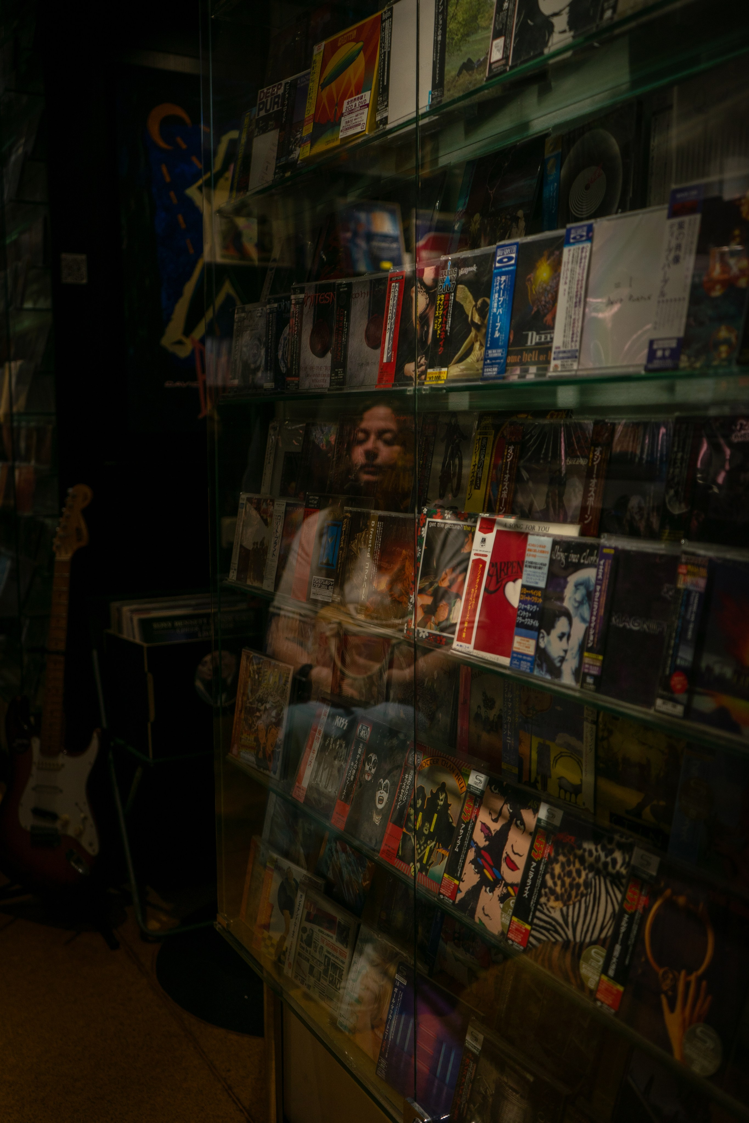 The Legendary Flower Punk — выступление в магазине пластинок. Фотограф Олег Колногоров